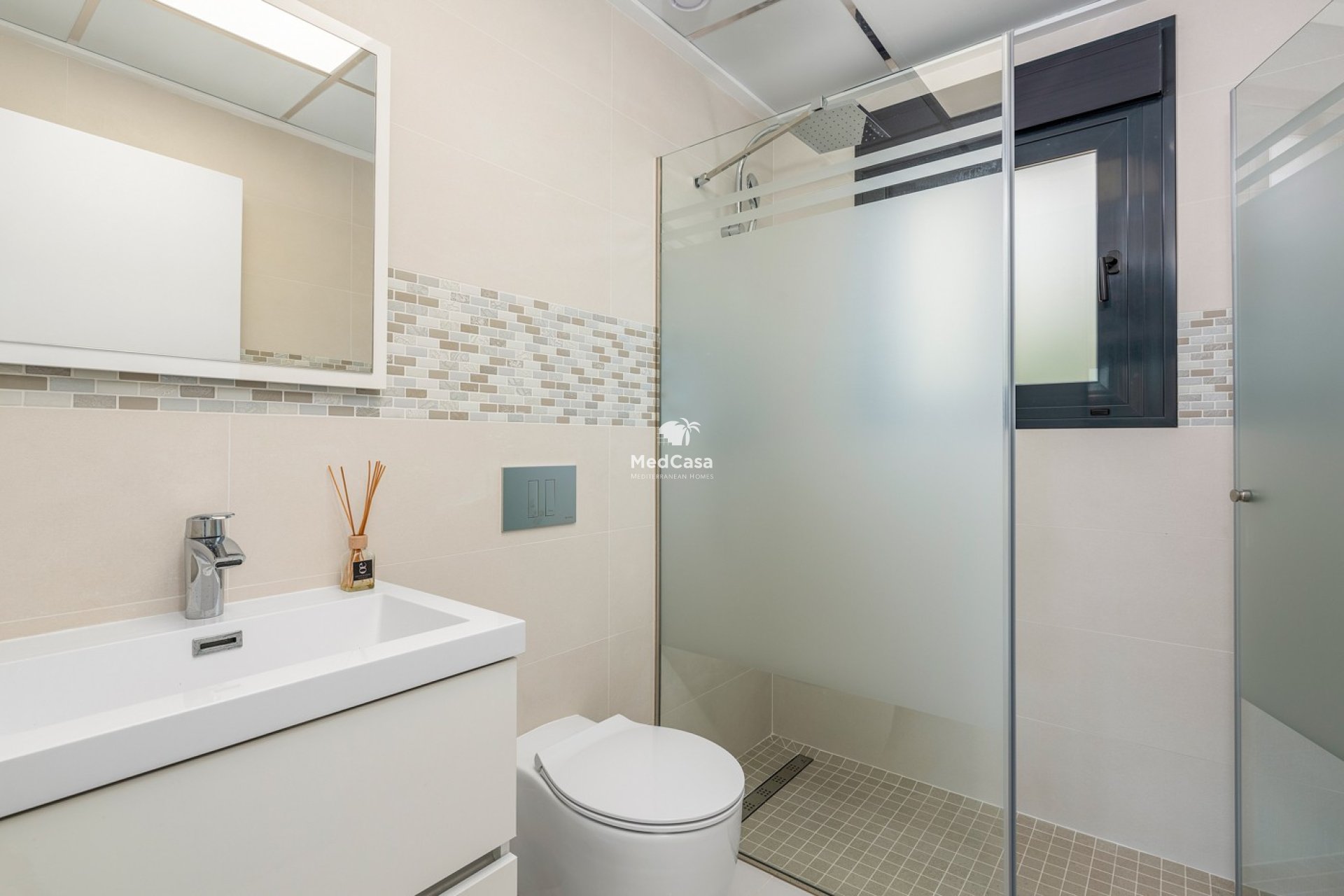 Obra nueva - Villa -
La Manga