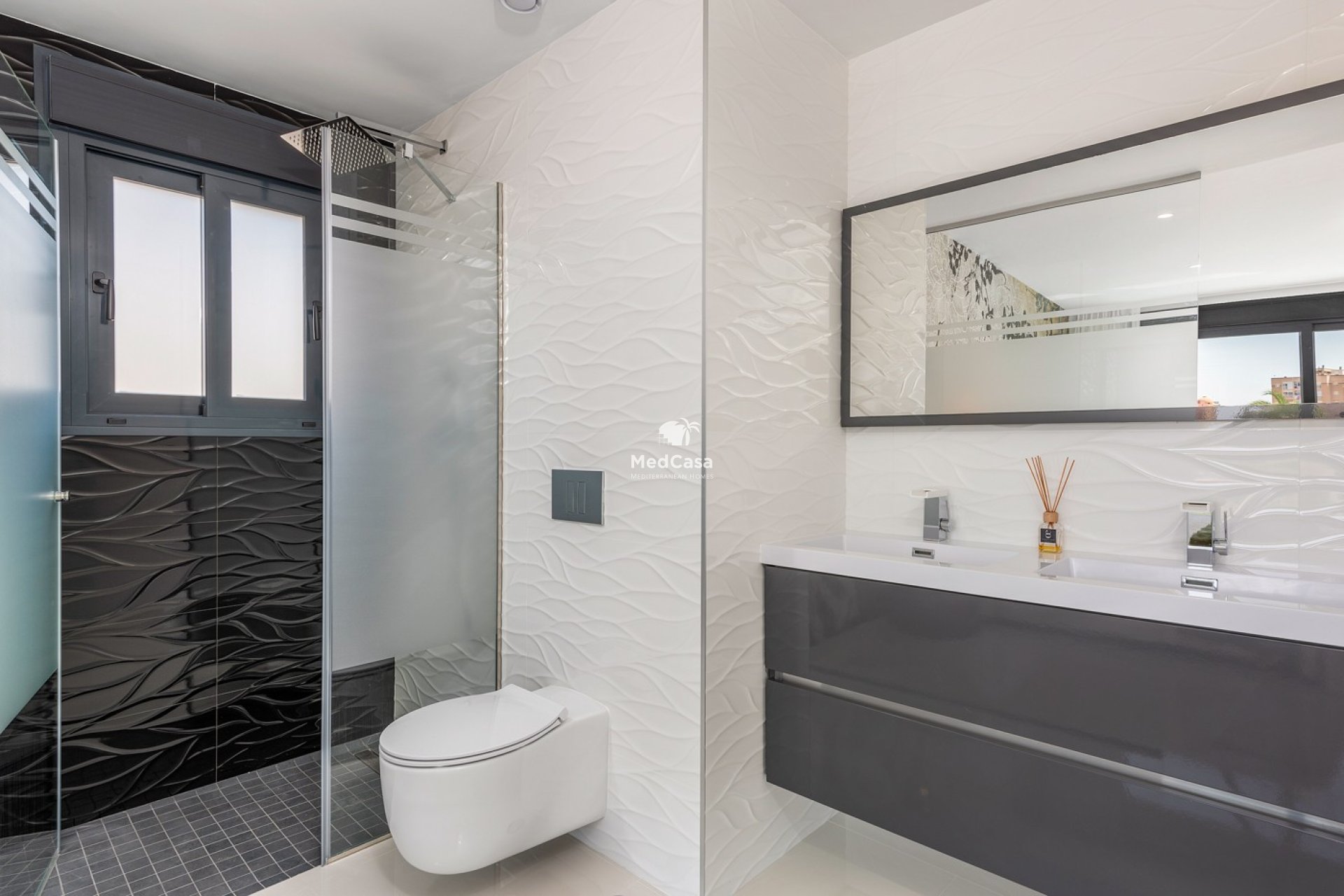 Obra nueva - Villa -
La Manga