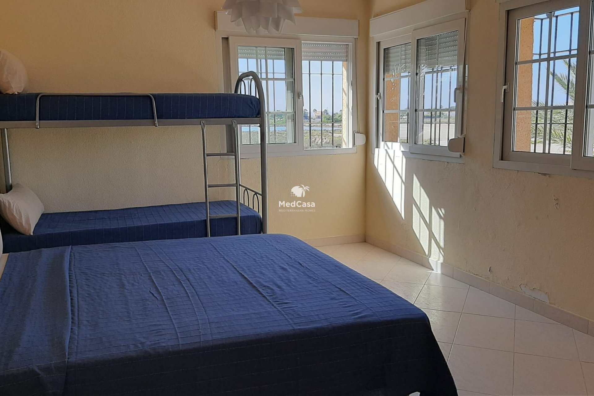 Obra nueva - Villa -
La Manga