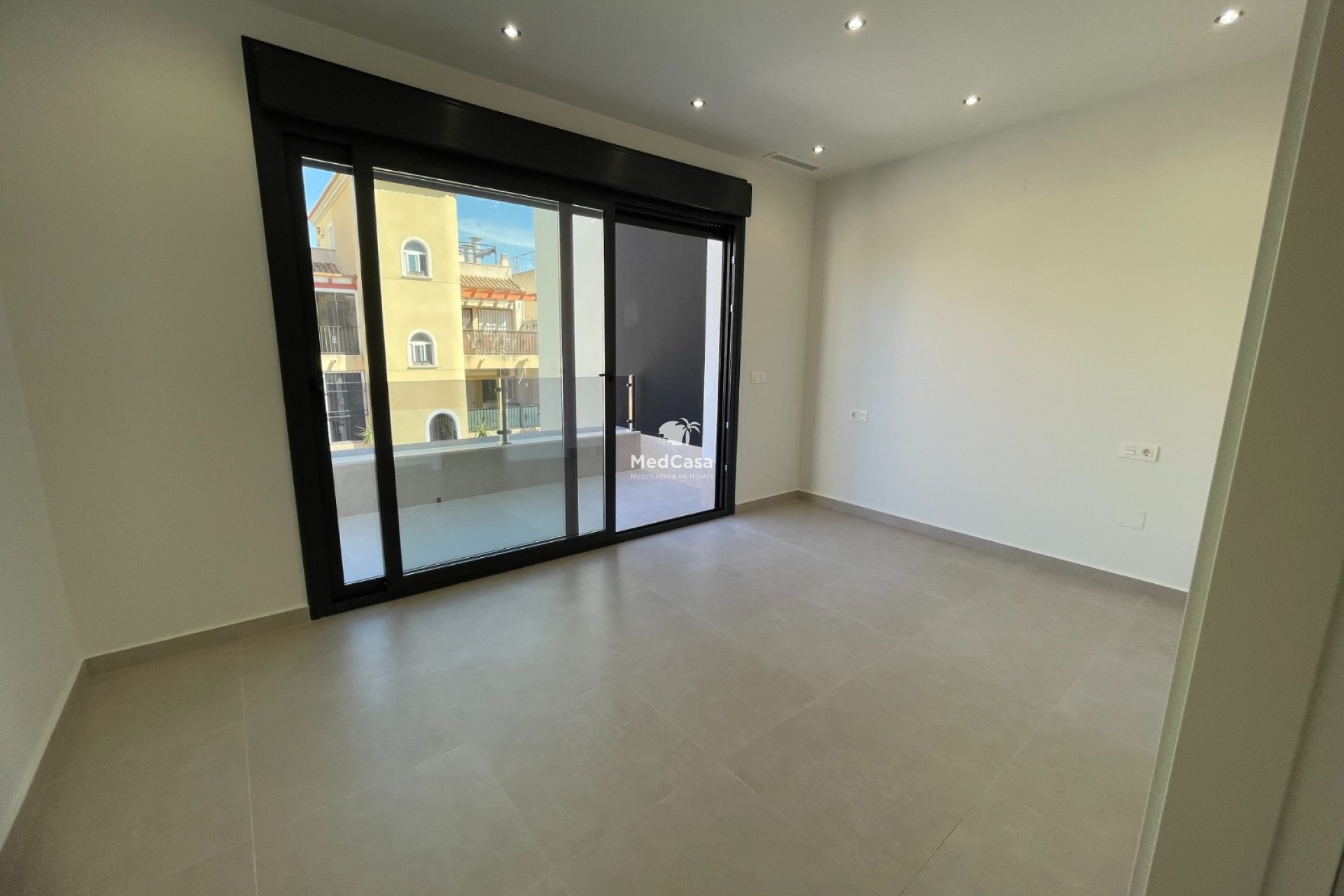 Obra nueva - Villa -
Las Heredades