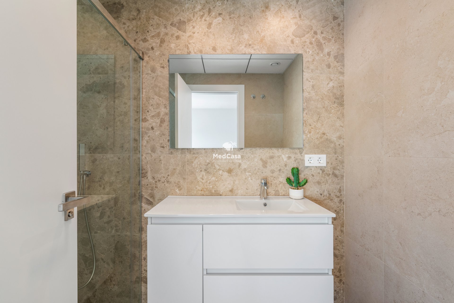 Obra nueva - Villa -
Los Alcázares