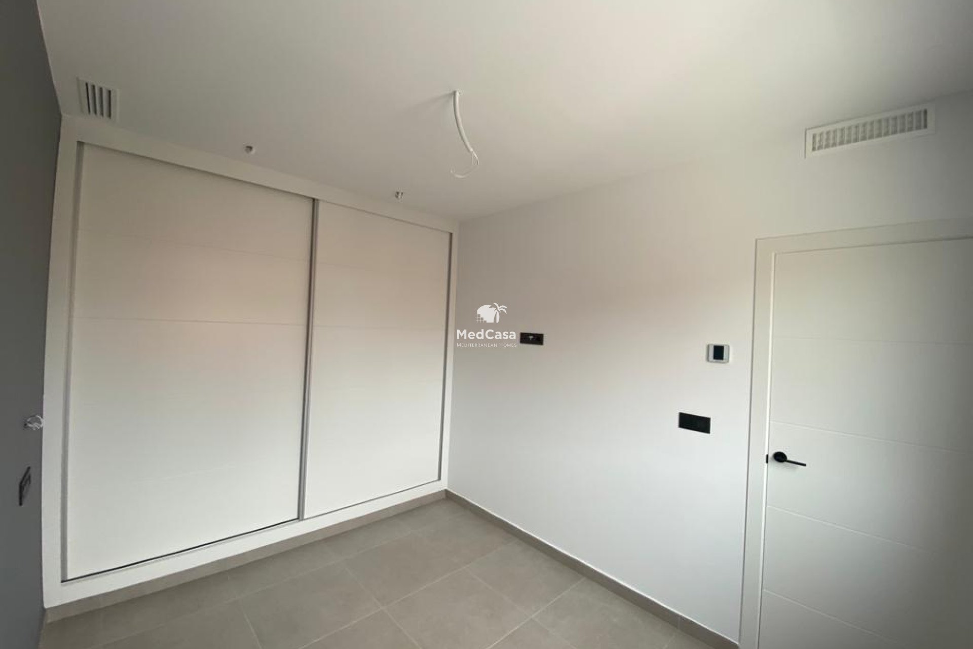 Obra nueva - Villa -
Los Alcázares