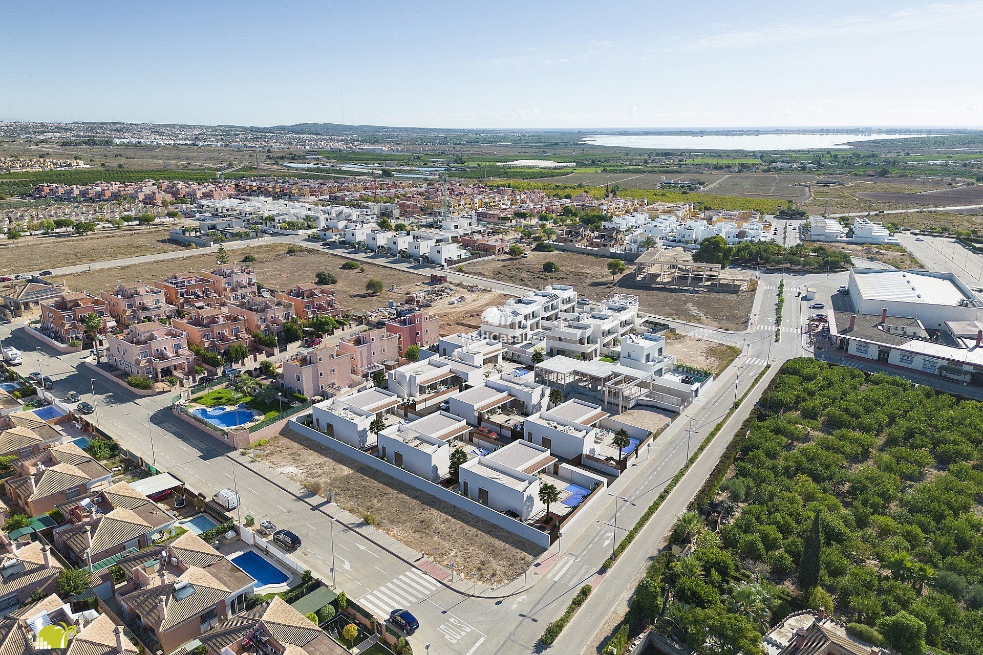 Obra nueva - Villa -
Los Montesinos