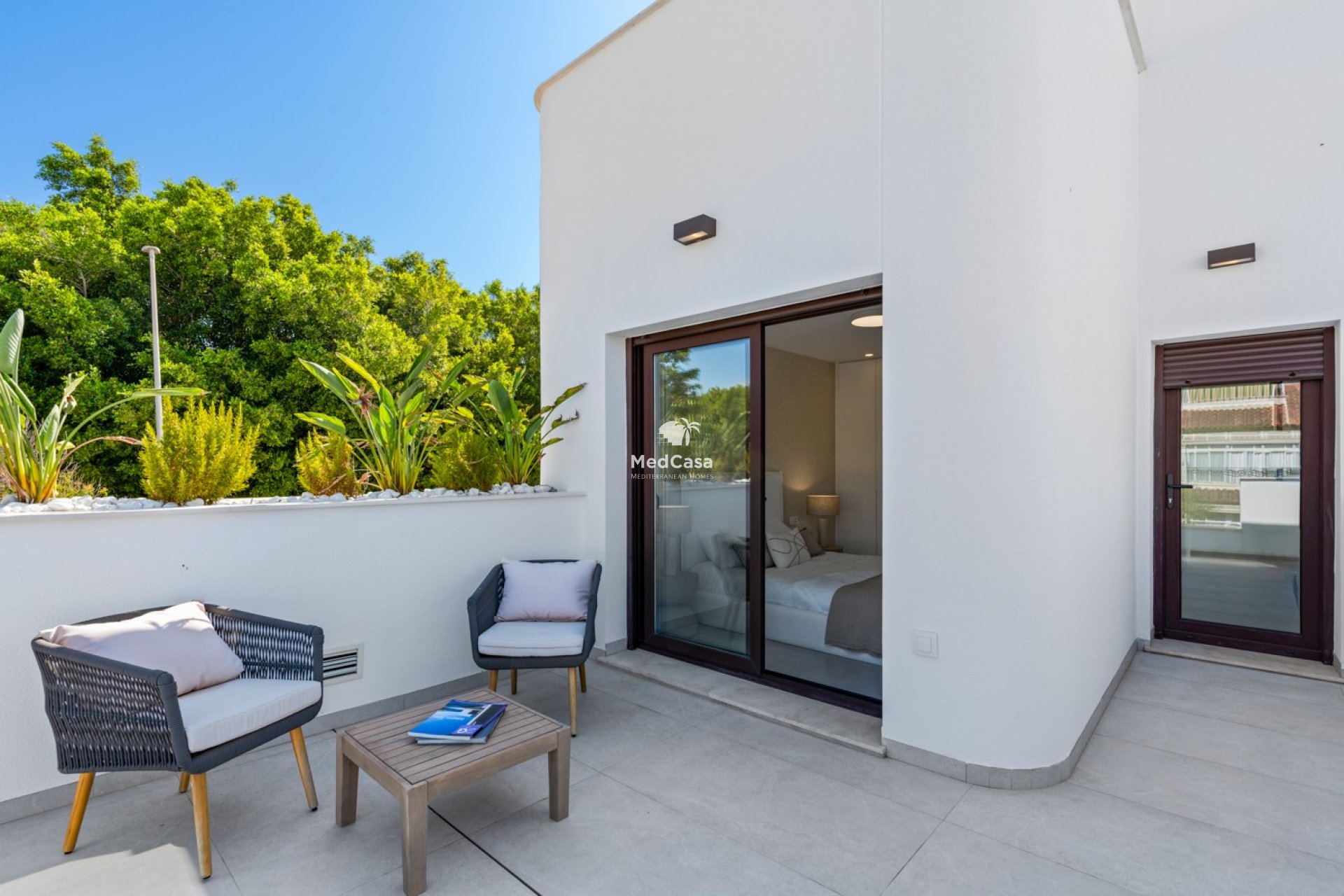 Obra nueva - Villa -
Mil Palmeras