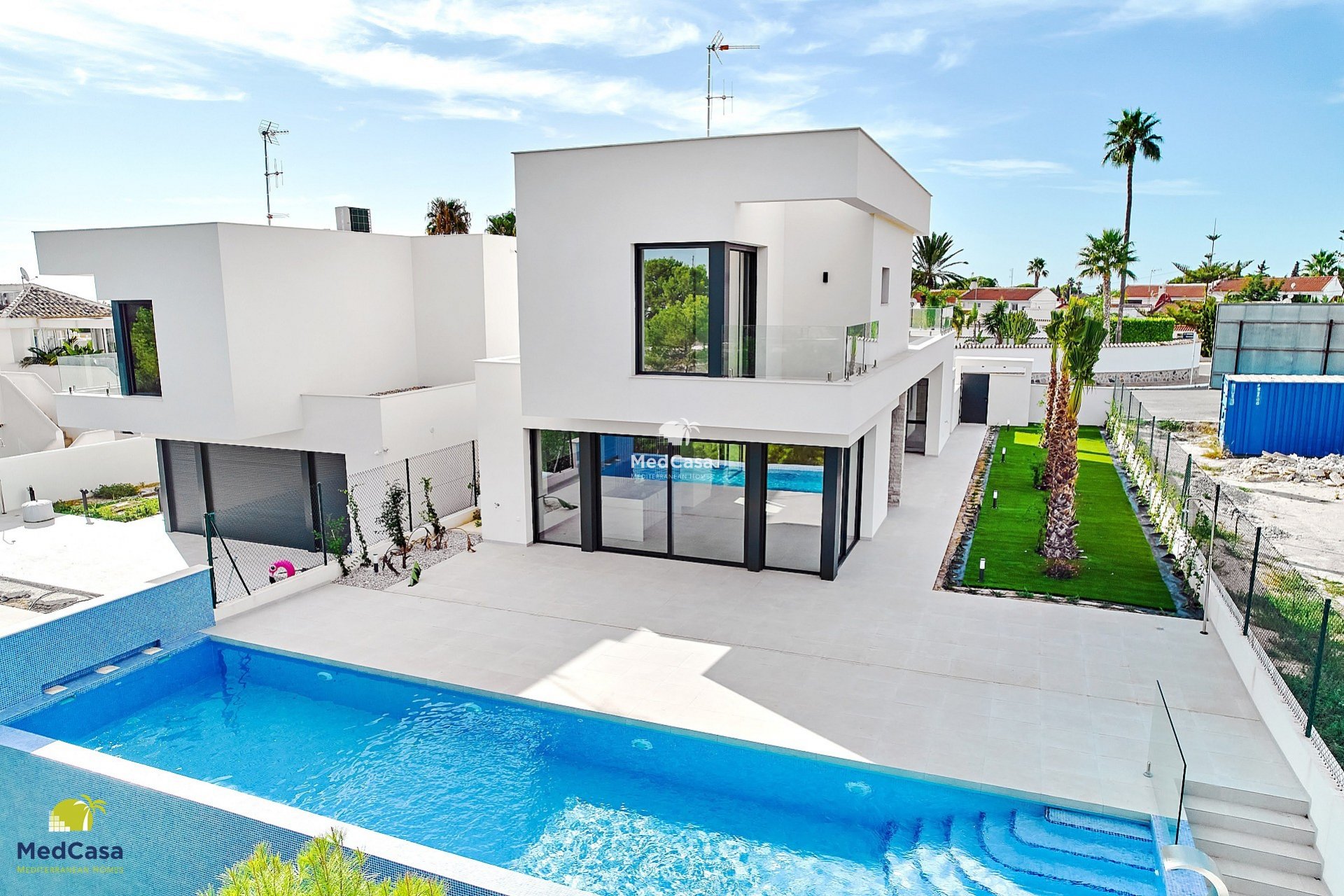 Obra nueva - Villa -
Orihuela Costa