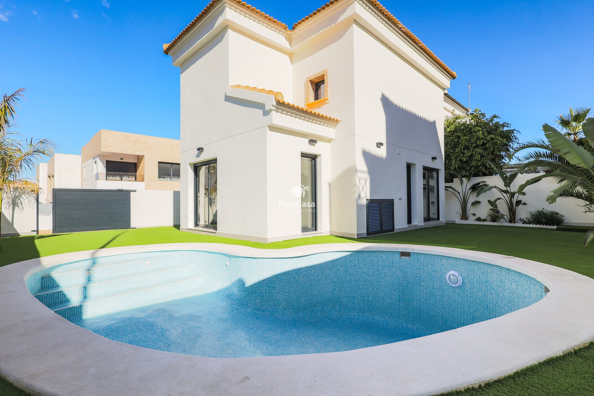 Obra nueva - Villa -
Orihuela Costa