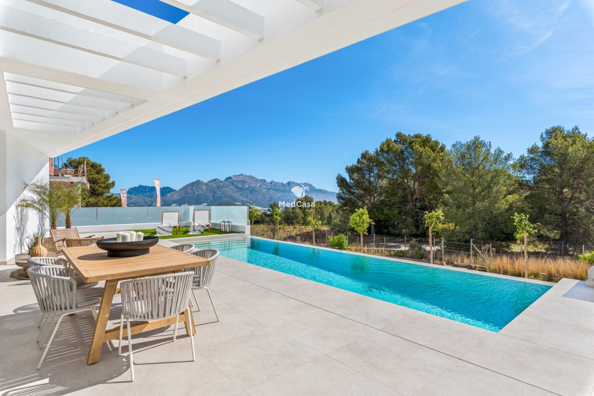 Obra nueva - Villa -
Polop de La Marina