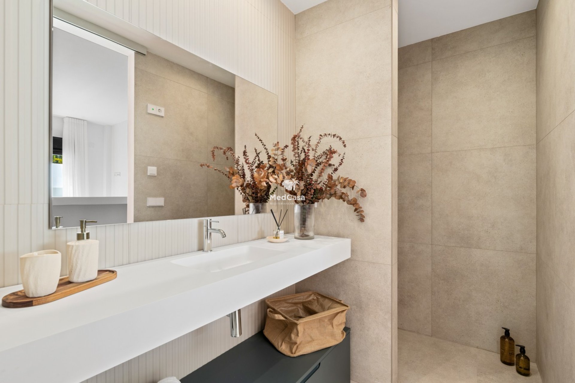 Obra nueva - Villa -
Polop de La Marina