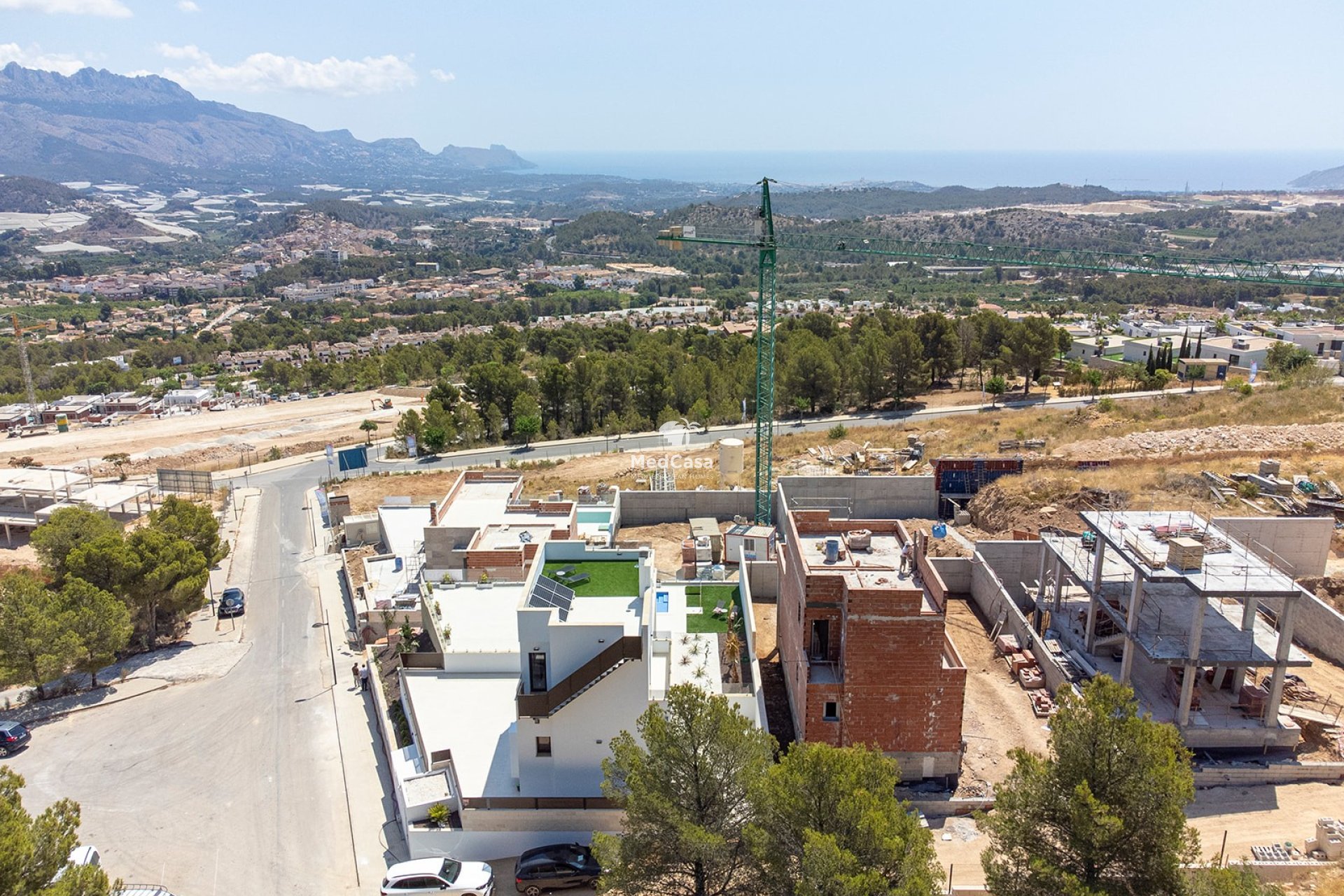 Obra nueva - Villa -
Polop de La Marina