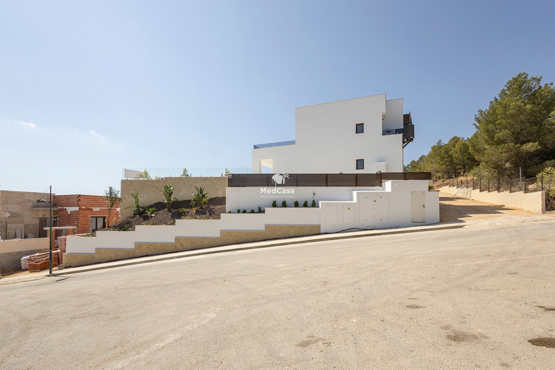 Obra nueva - Villa -
Polop de La Marina