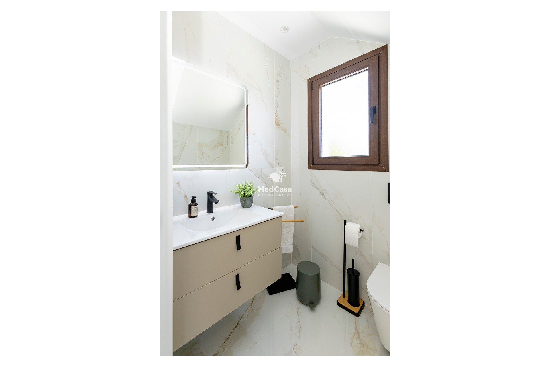 Obra nueva - Villa -
Polop de La Marina