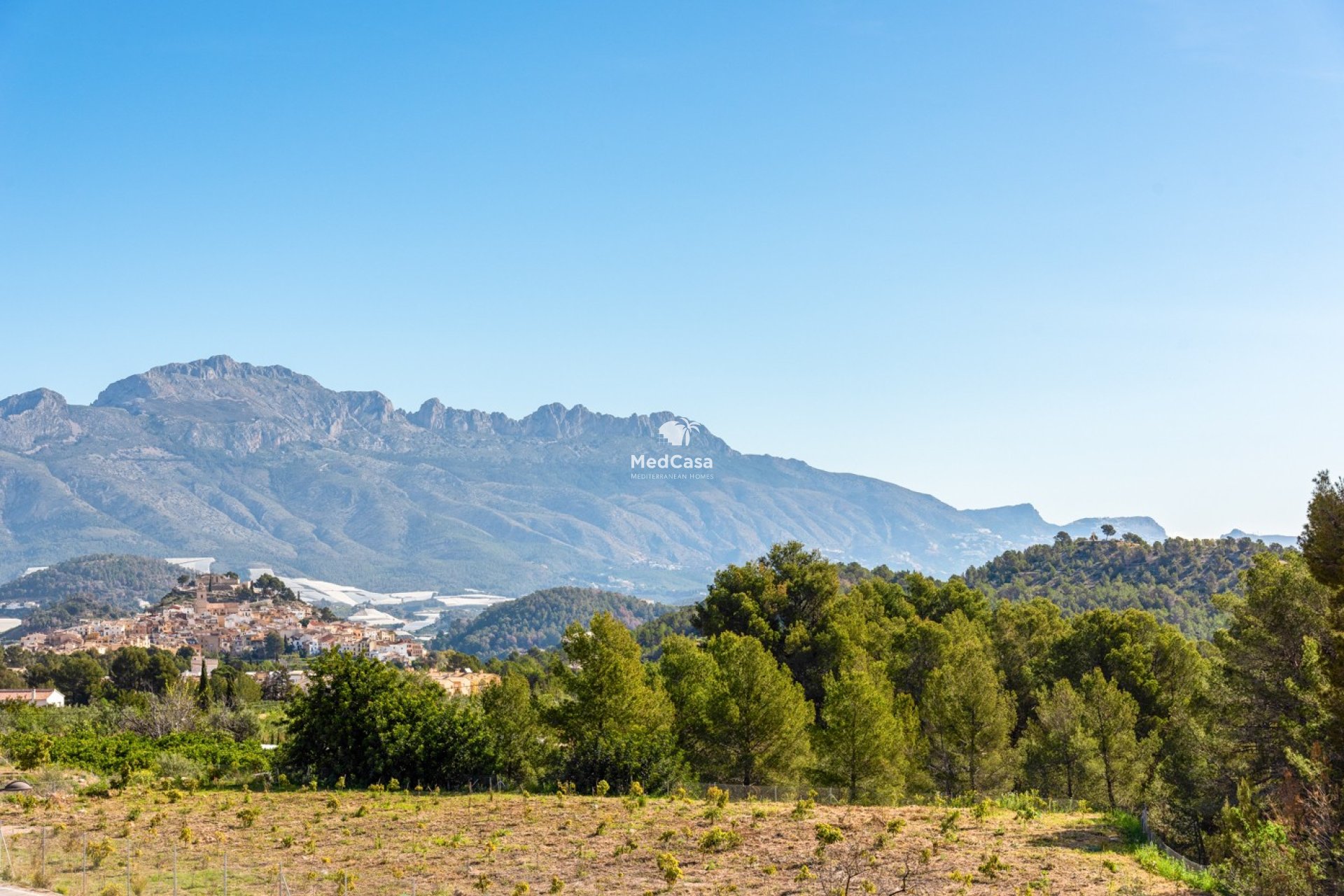 Obra nueva - Villa -
Polop de La Marina