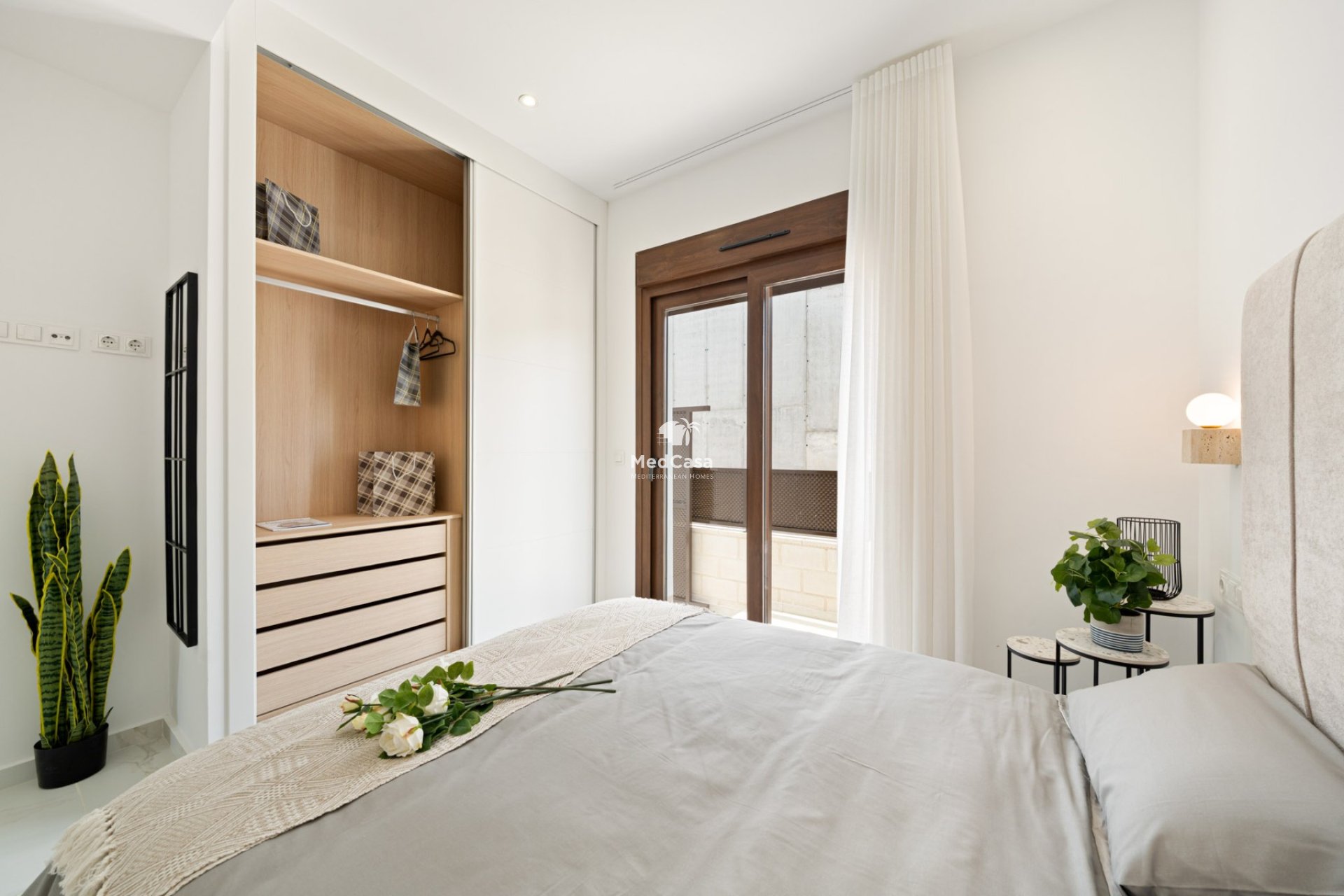 Obra nueva - Villa -
Polop de La Marina