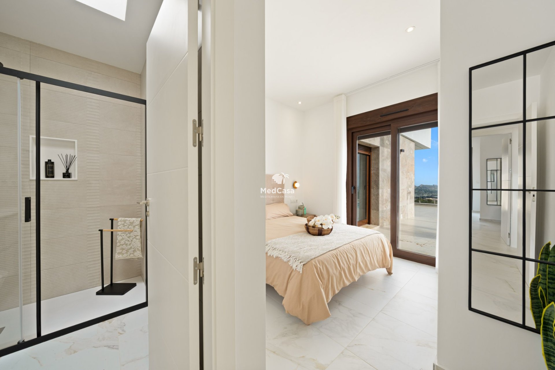 Obra nueva - Villa -
Polop de La Marina