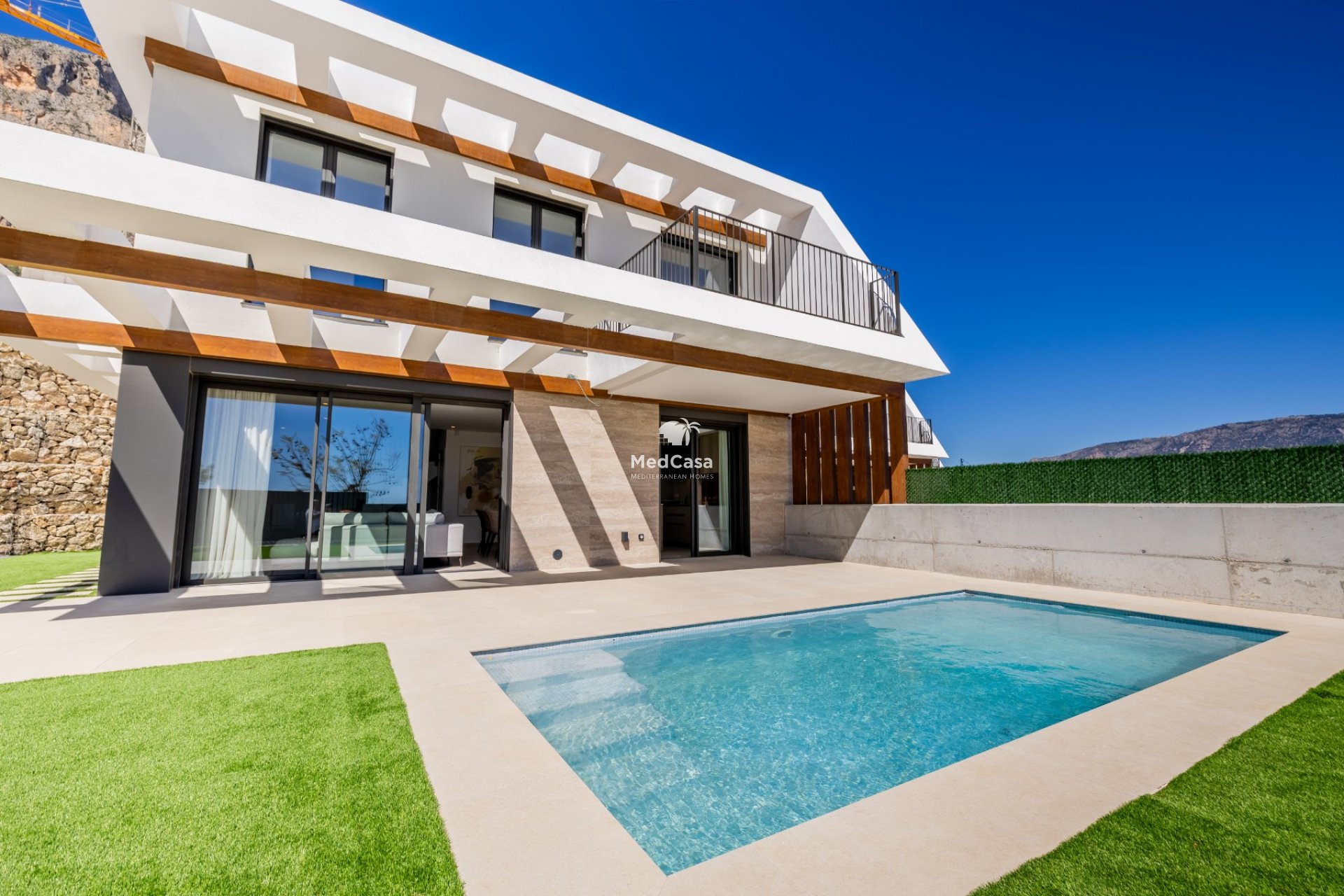Obra nueva - Villa -
Polop de La Marina