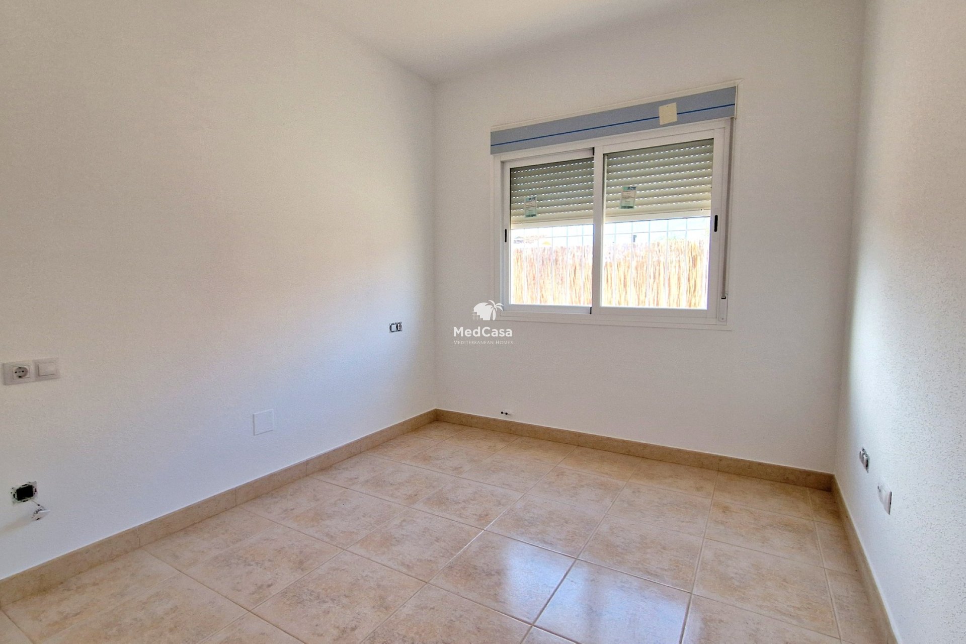 Obra nueva - Villa -
Purias