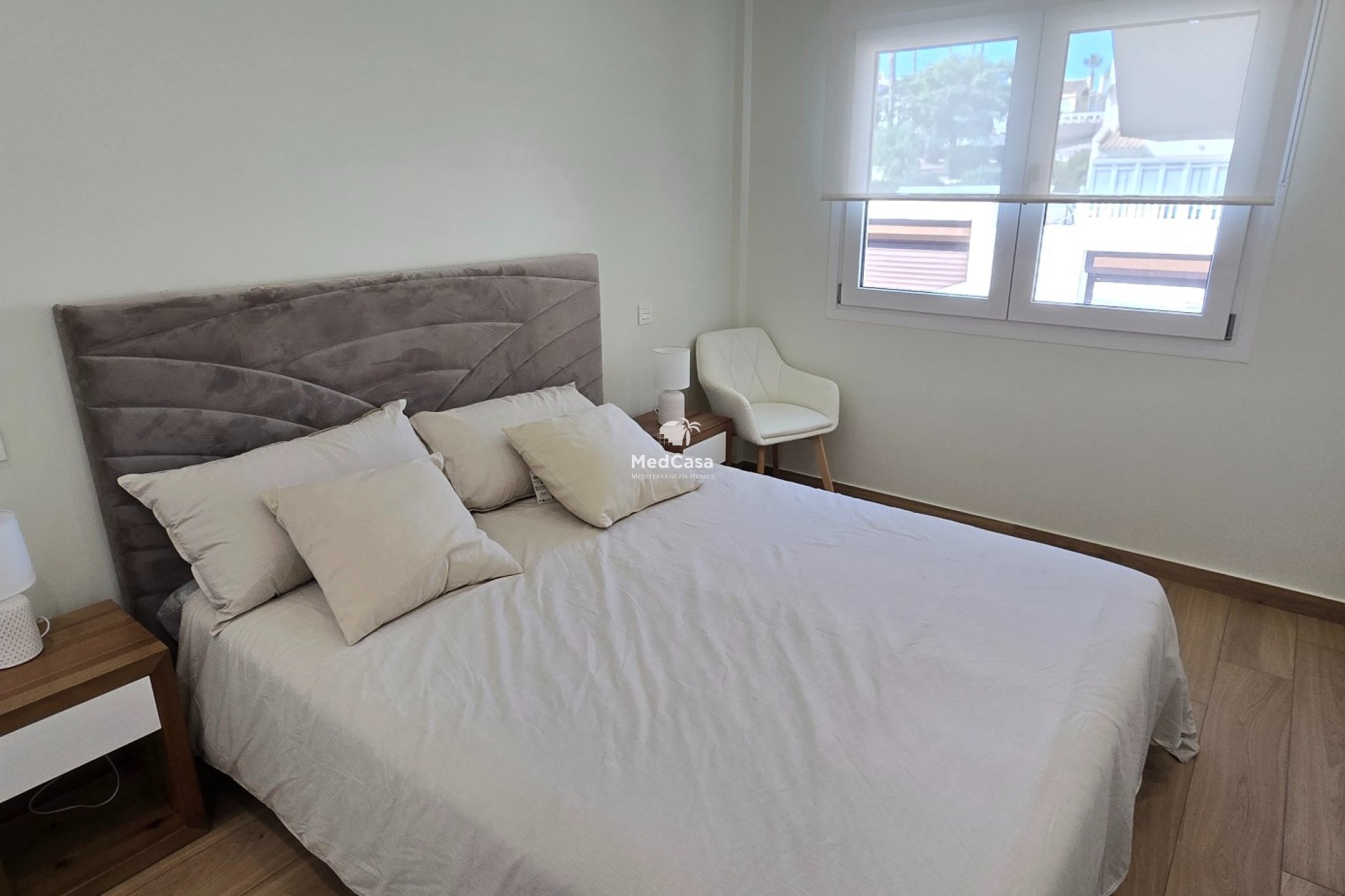 Obra nueva - Villa -
Rojales