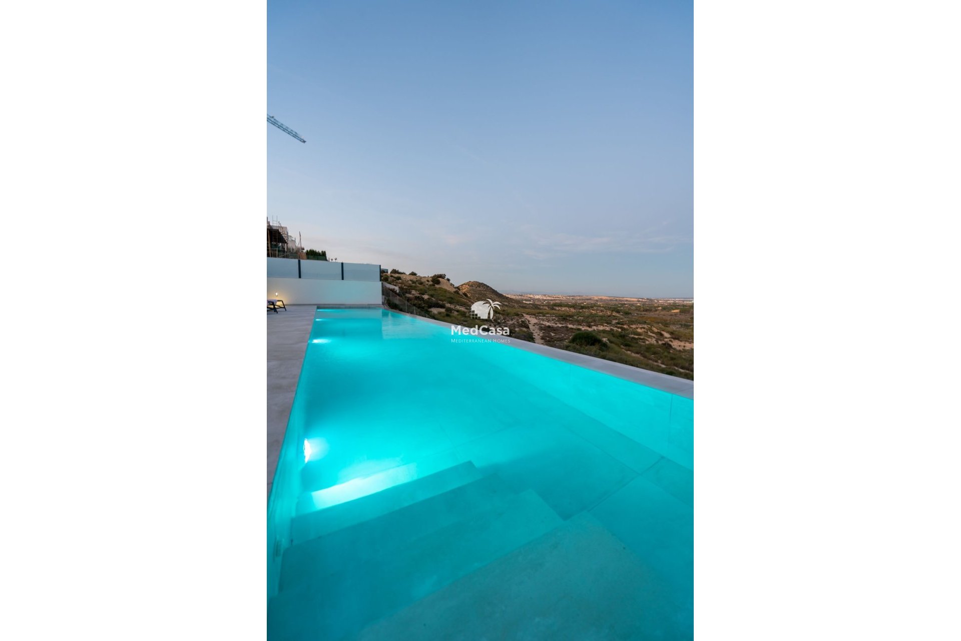 Obra nueva - Villa -
Rojales