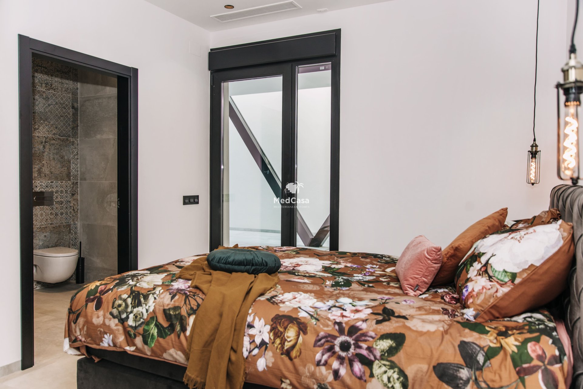 Obra nueva - Villa -
Rojales