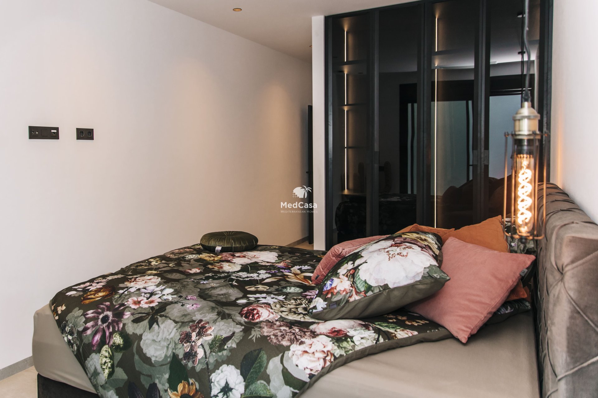 Obra nueva - Villa -
Rojales