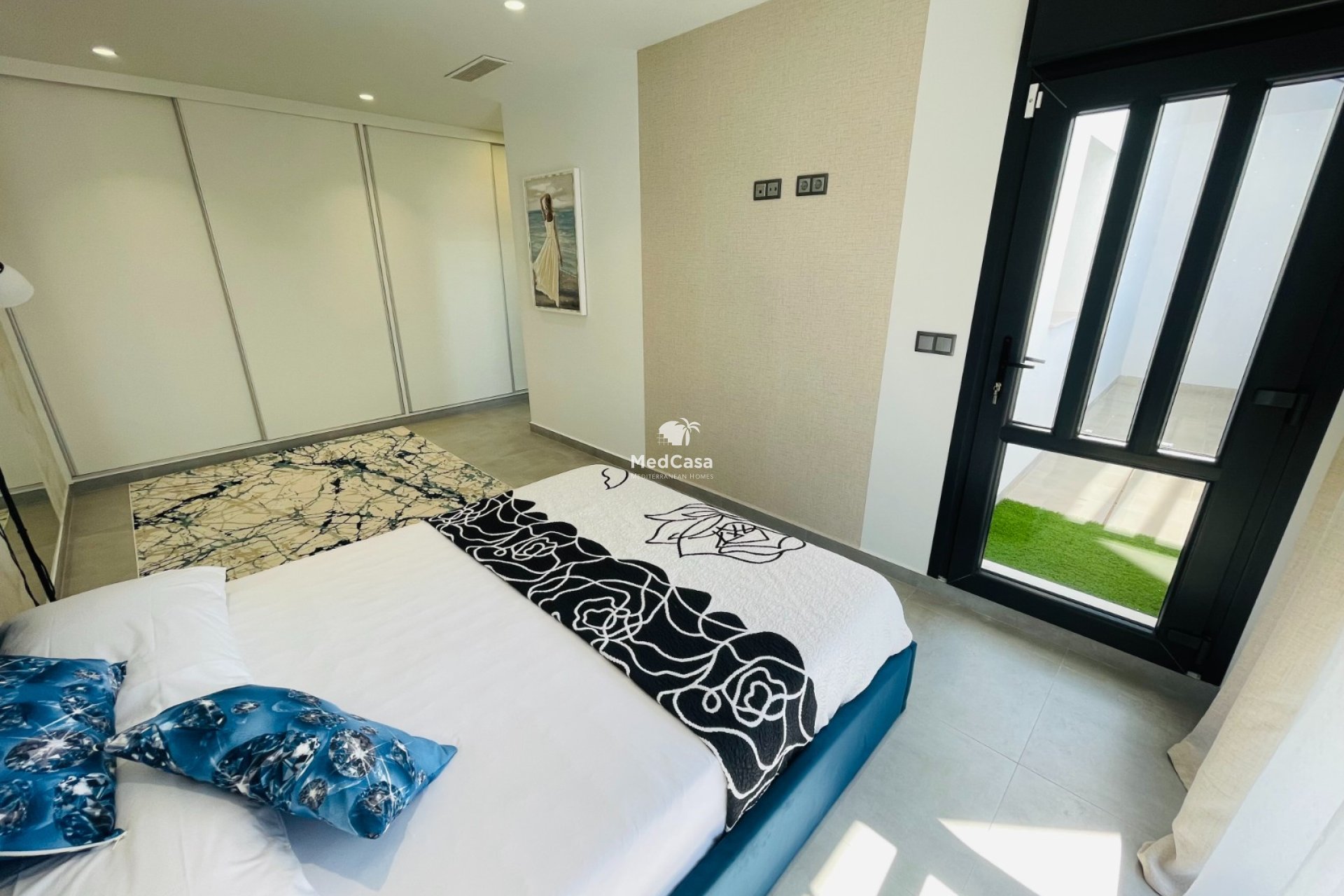 Obra nueva - Villa -
Torrevieja