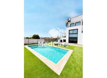 Reihenhaus - Neubau -
            Golf La Finca - NB-50616