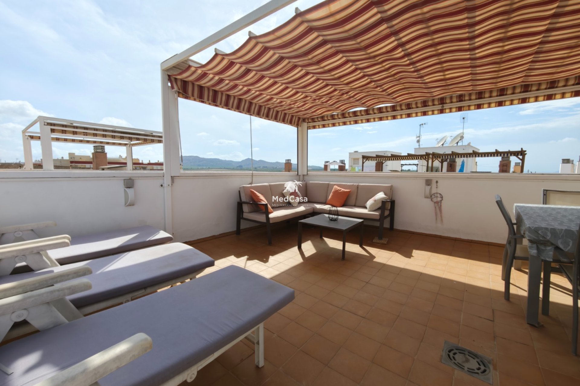Resale - Apartment -
Algorfa