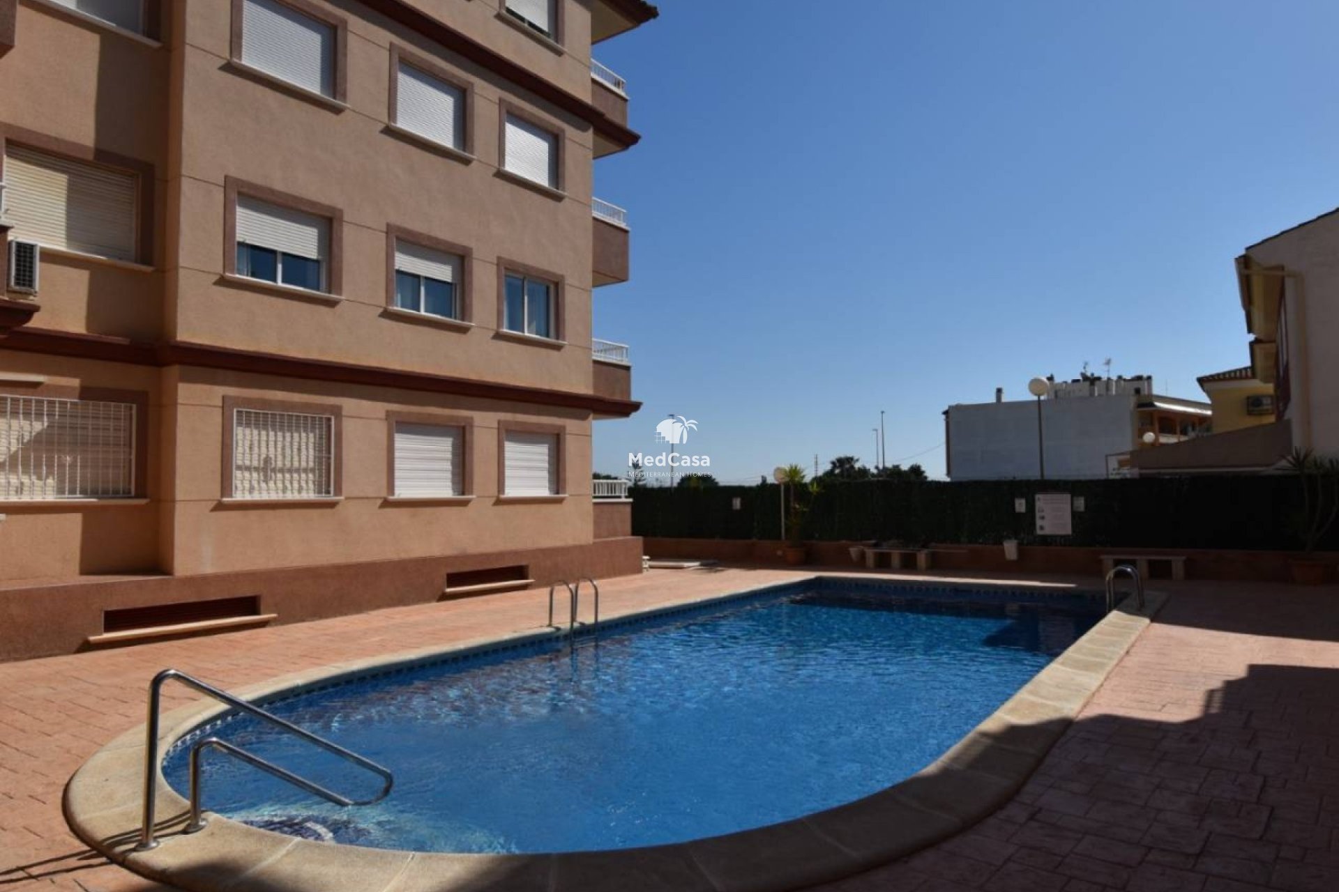Resale - Apartment -
Algorfa