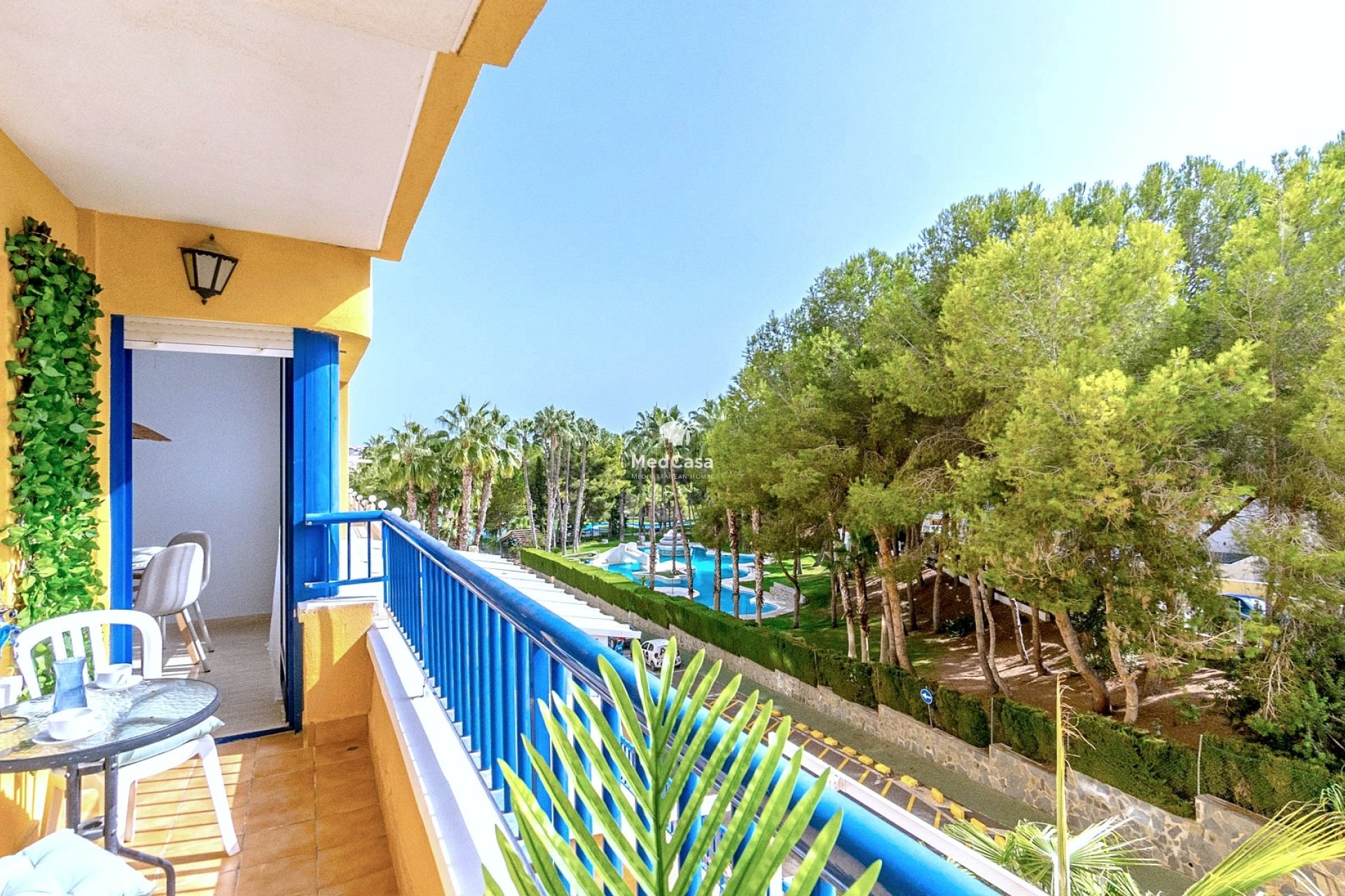 Resale - Apartment -
Alicante - Campoamor