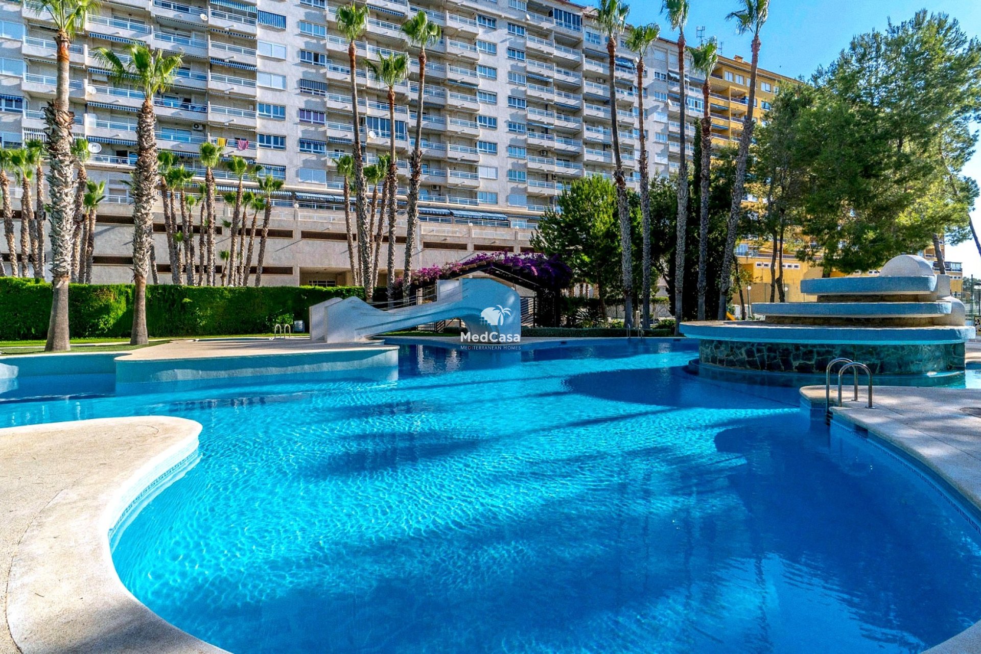 Resale - Apartment -
Alicante - Campoamor