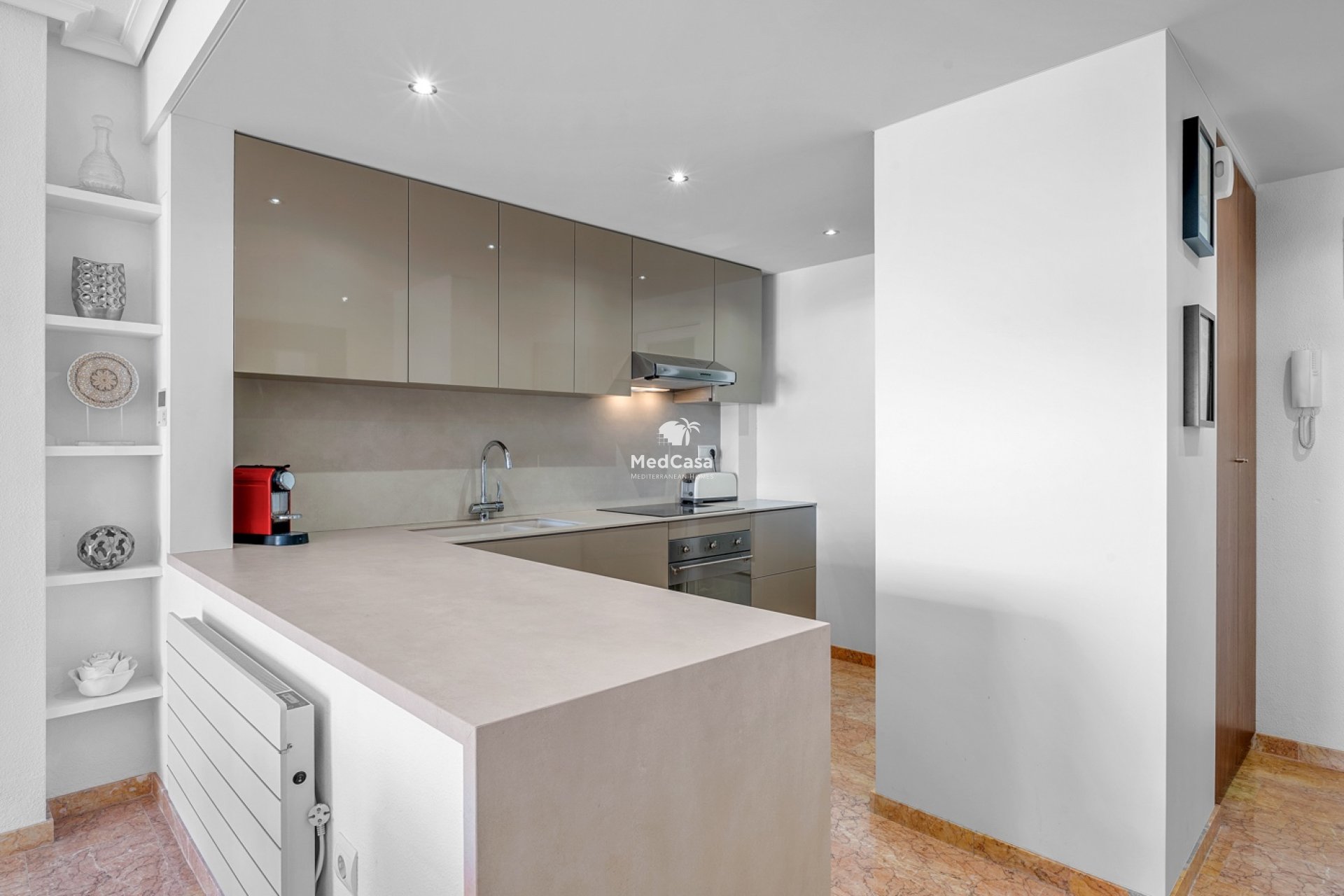 Resale - Apartment -
Altea - La Serra