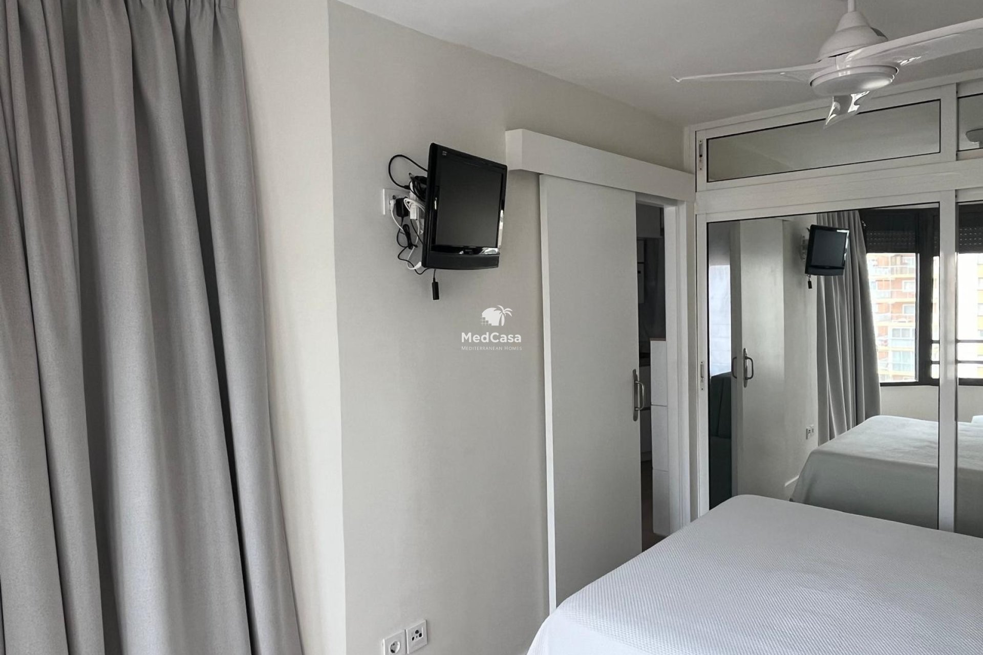 Resale - Apartment -
Benidorm - Levante