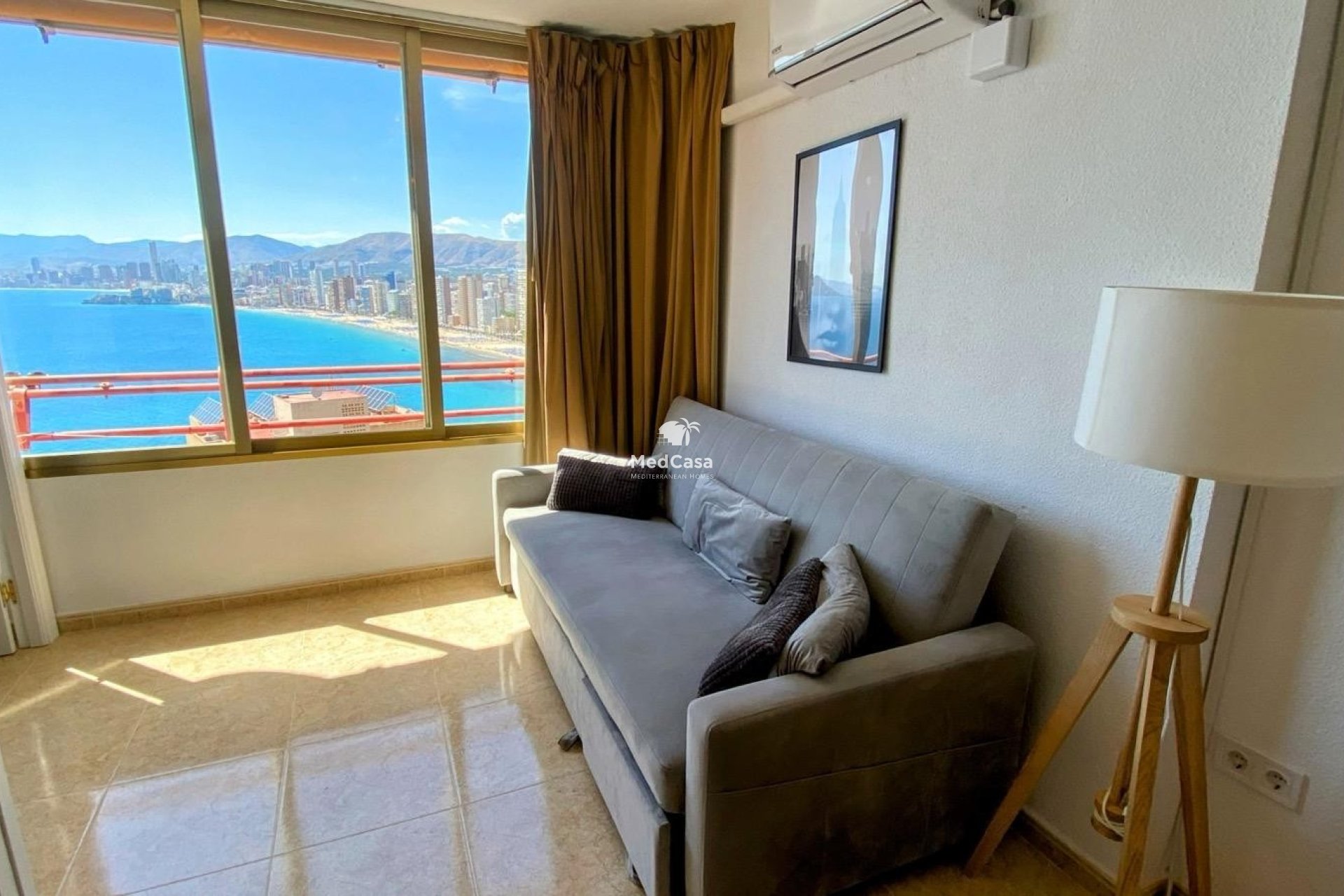 Resale - Apartment -
Benidorm - Rincón de Loix