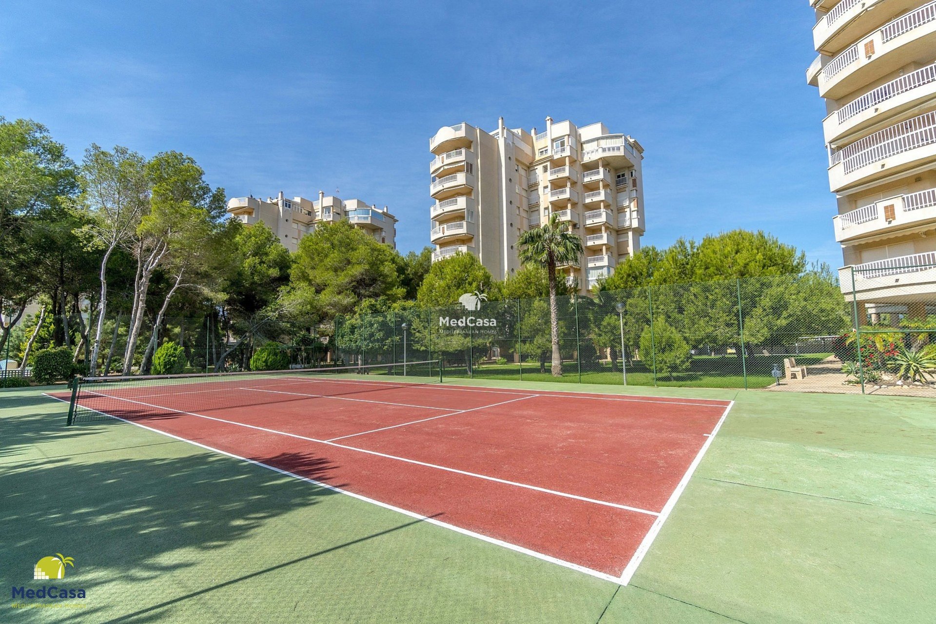 Resale - Apartment -
Campoamor