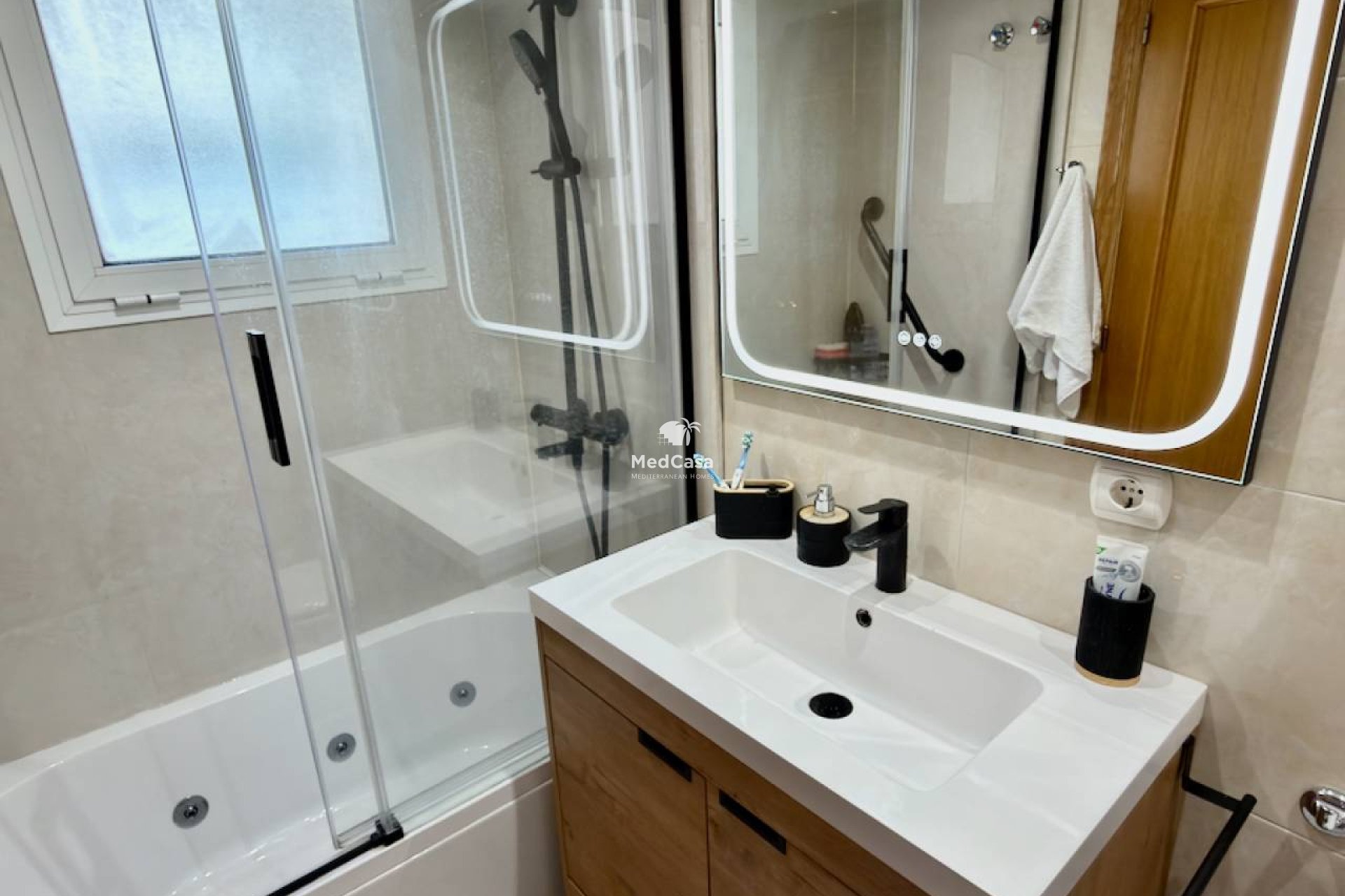Resale - Apartment -
Catral