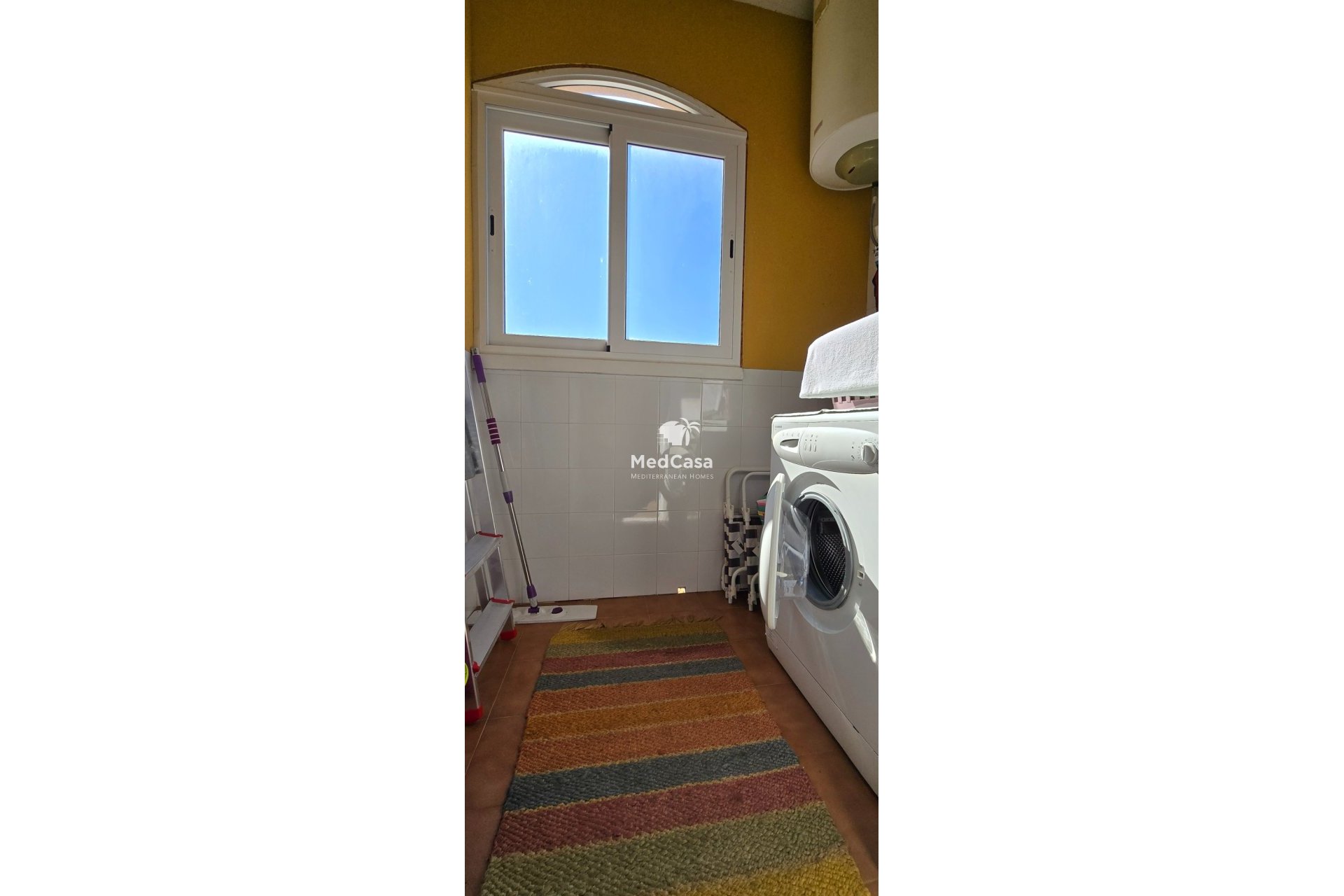 Resale - Apartment -
Formentera del Segura