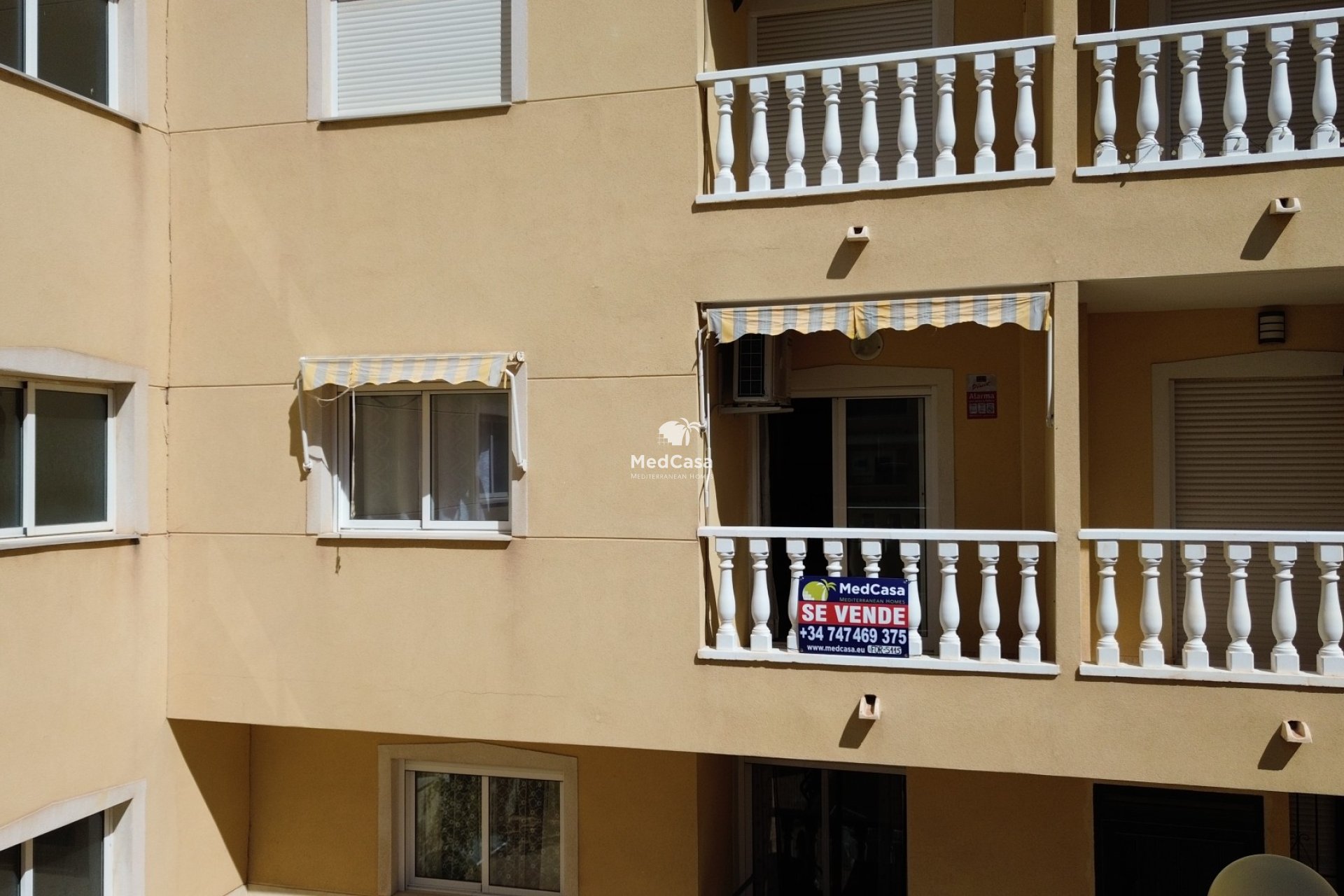 Resale - Apartment -
Formentera del Segura