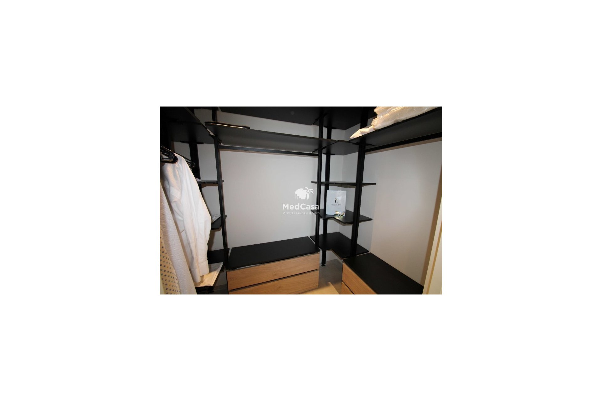 Resale - Apartment -
Golf Las Colinas