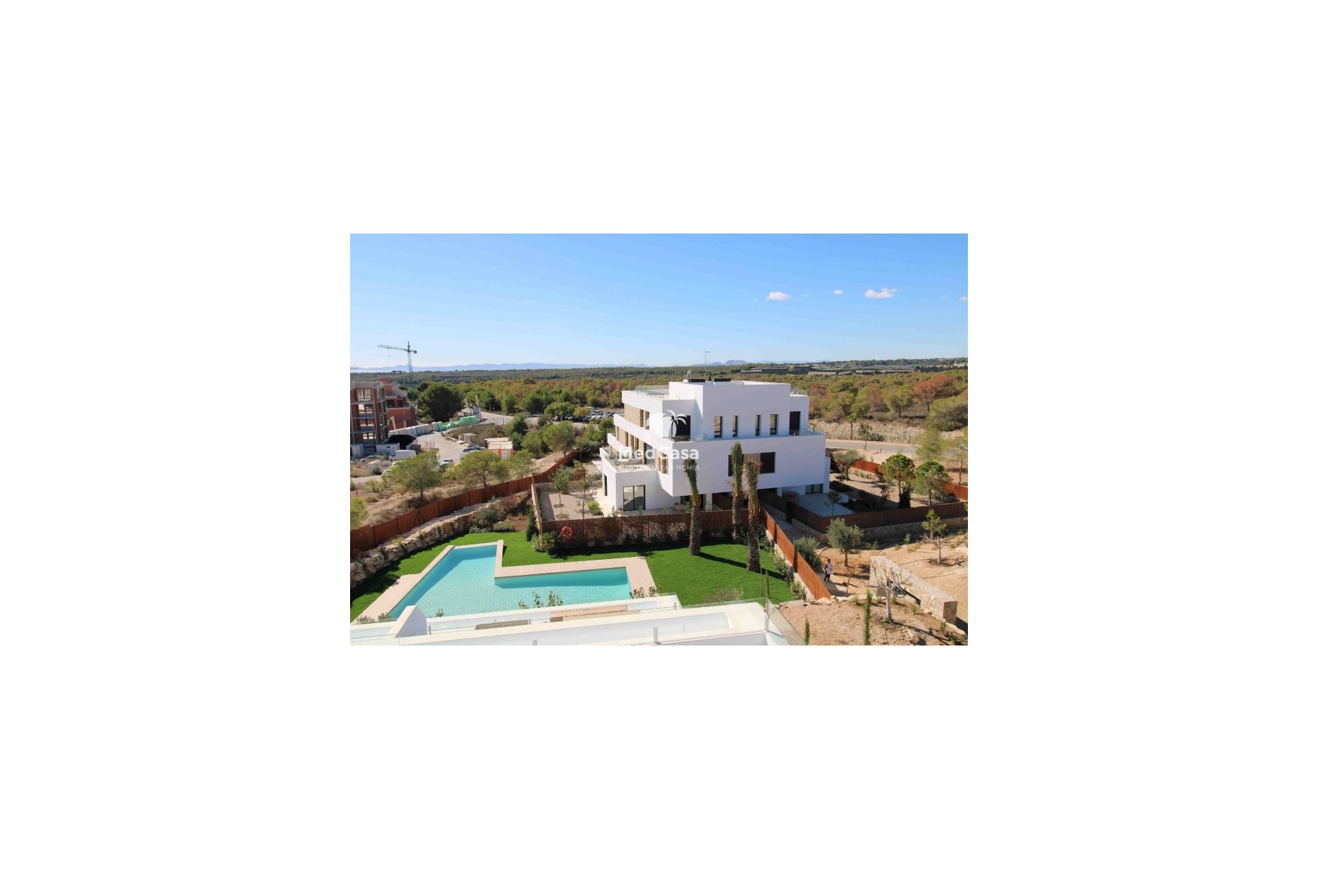 Resale - Apartment -
Golf Las Colinas