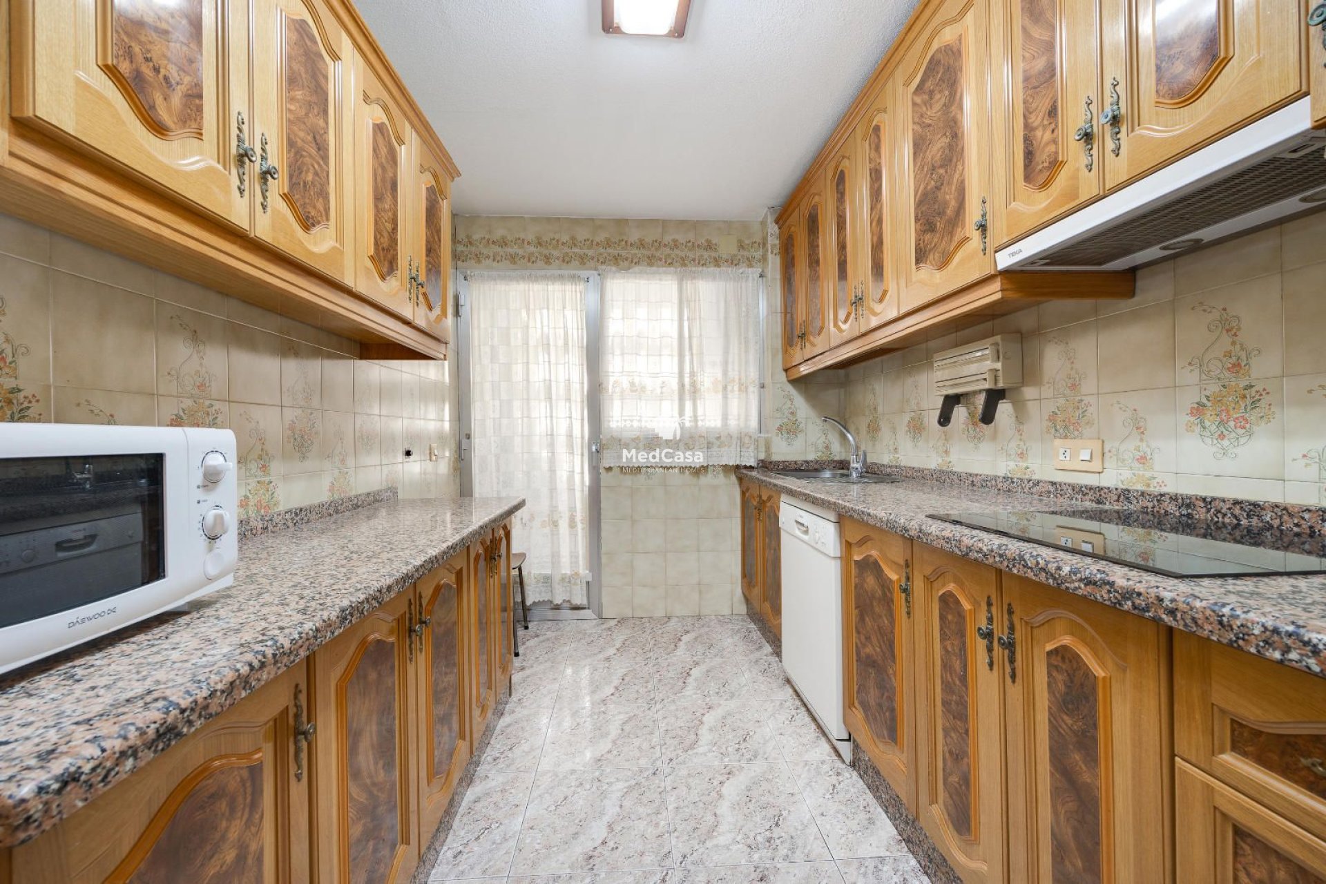 Resale - Apartment -
Guardamar del Segura - CENTRO
