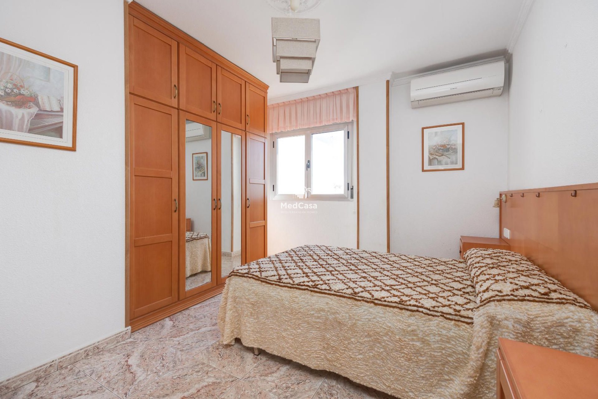 Resale - Apartment -
Guardamar del Segura - CENTRO