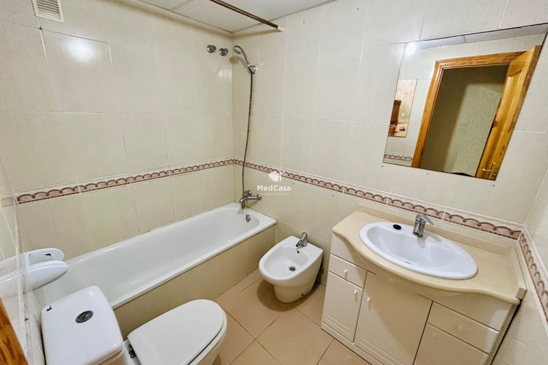 Resale - Apartment -
Guardamar del Segura - Guardamar