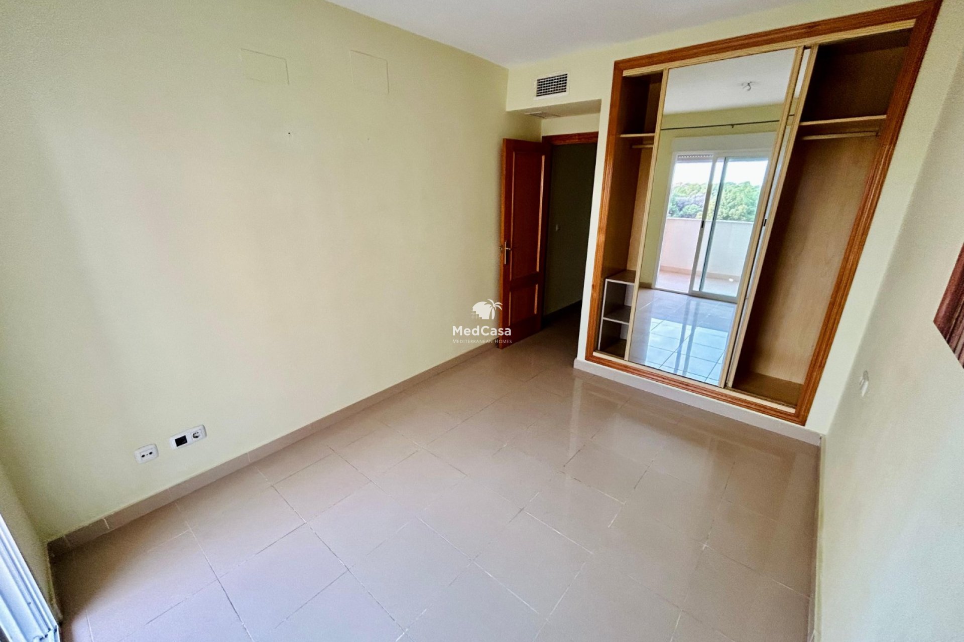 Resale - Apartment -
Guardamar del Segura - Guardamar