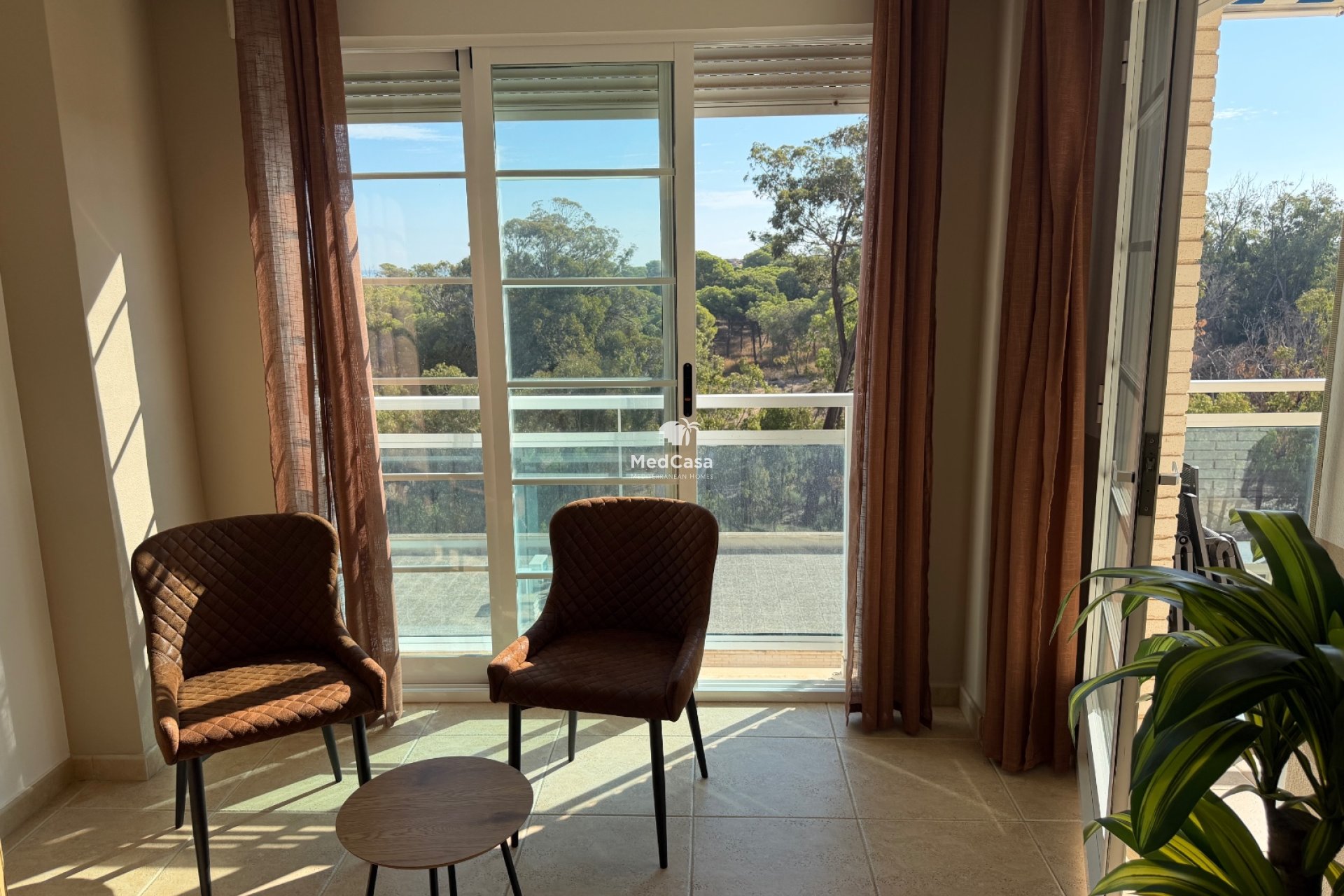 Resale - Apartment -
Guardamar del Segura - Puerto
