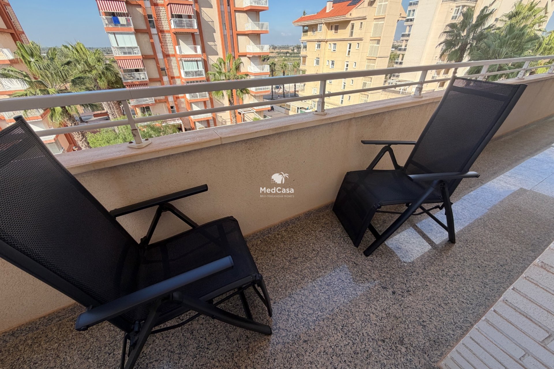 Resale - Apartment -
Guardamar del Segura - Puerto