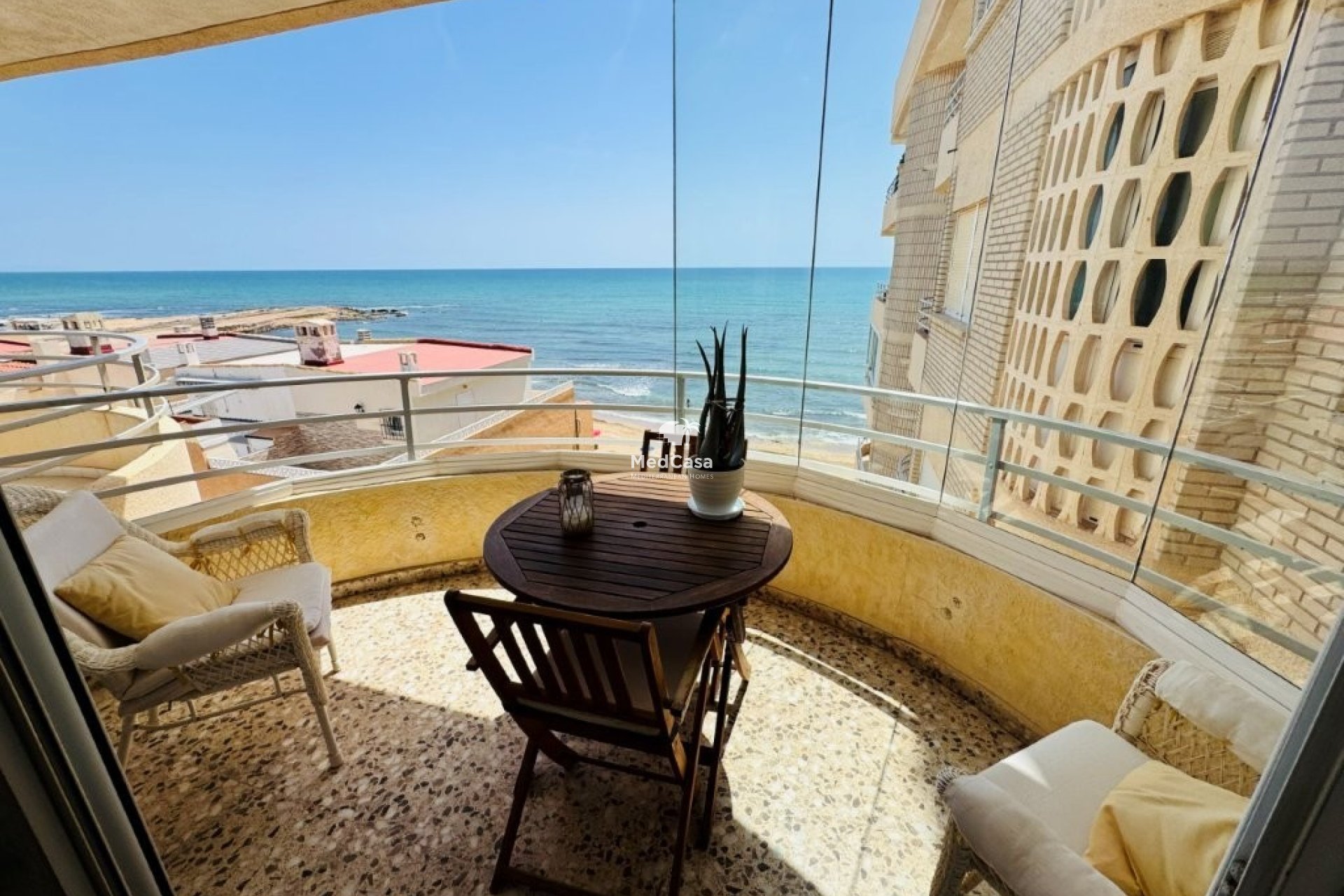 Resale - Apartment -
La Mata