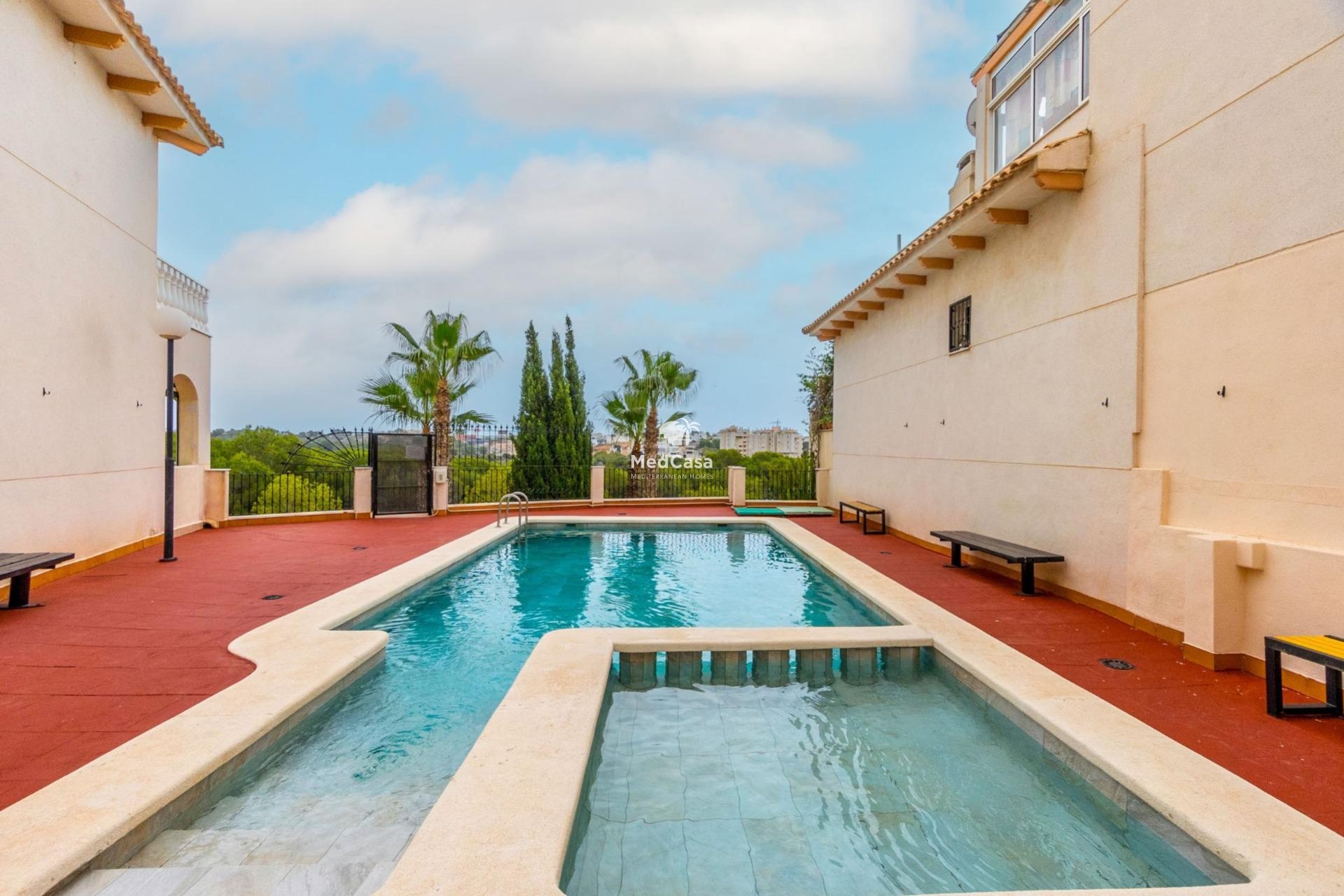 Resale - Apartment -
Orihuela Costa - Altos de Campoamor