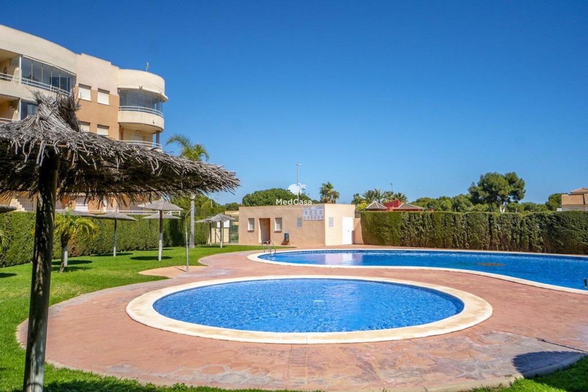 Resale - Apartment -
Orihuela Costa - Campoamor