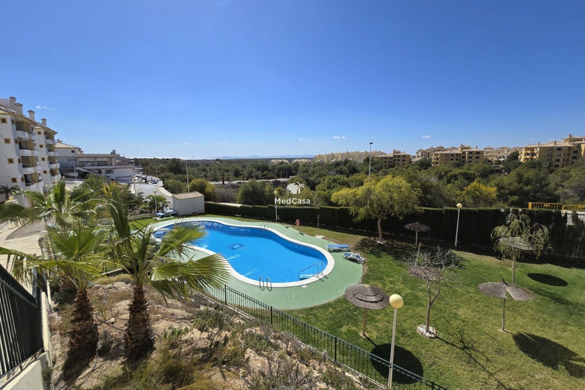 Resale - Apartment -
Orihuela-Costa - Campoamor