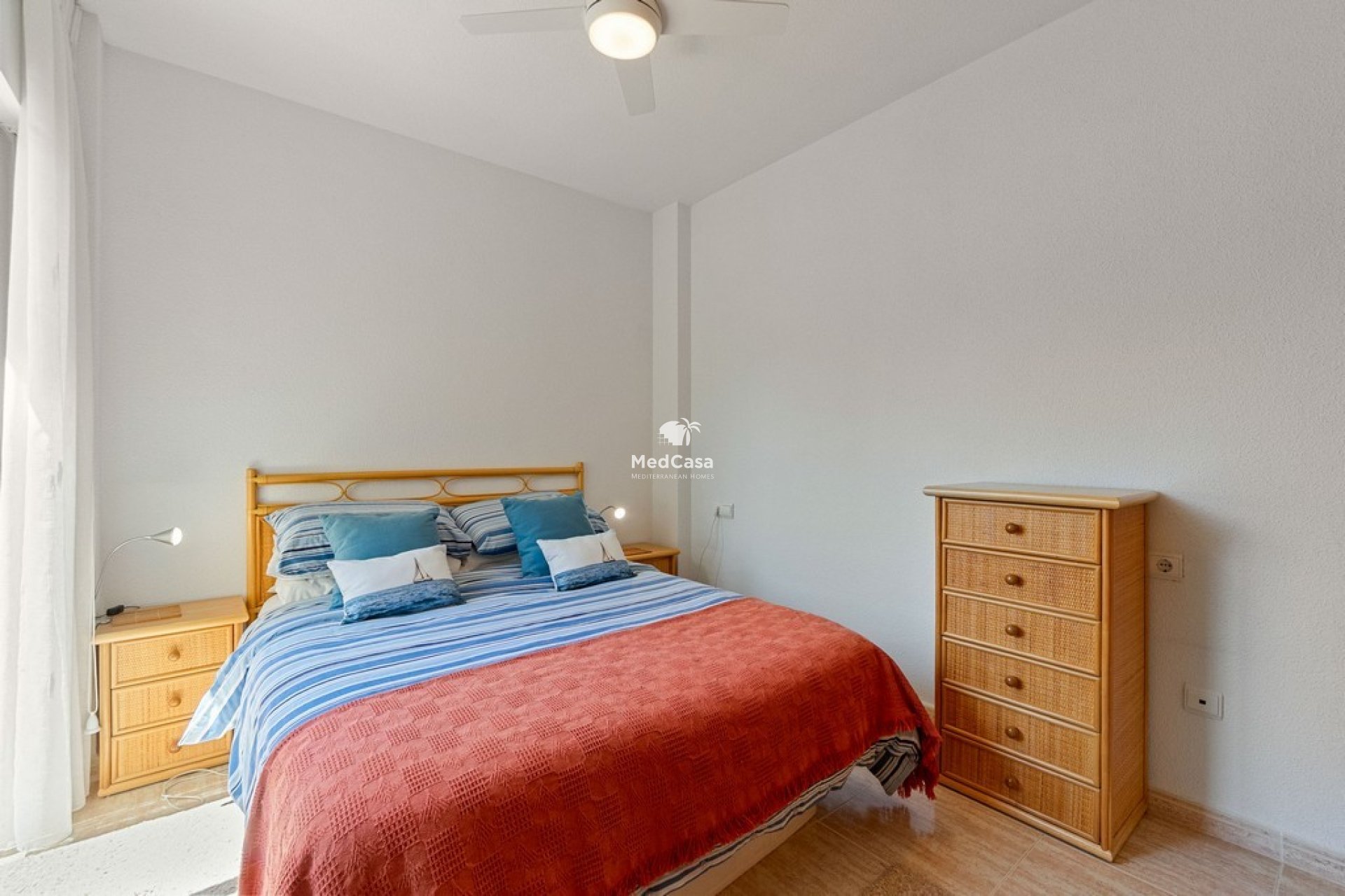 Resale - Apartment -
Orihuela Costa - Campoamor